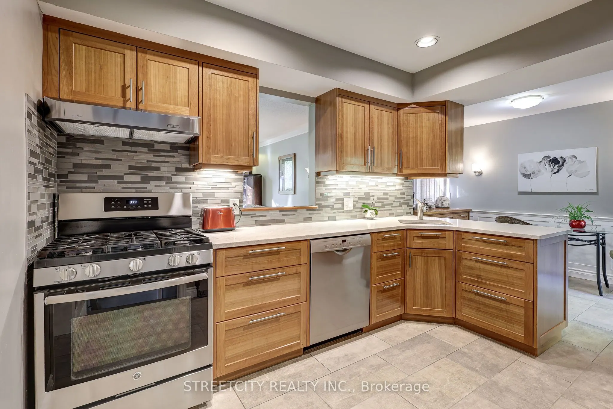 71 Glenburnie Crescent