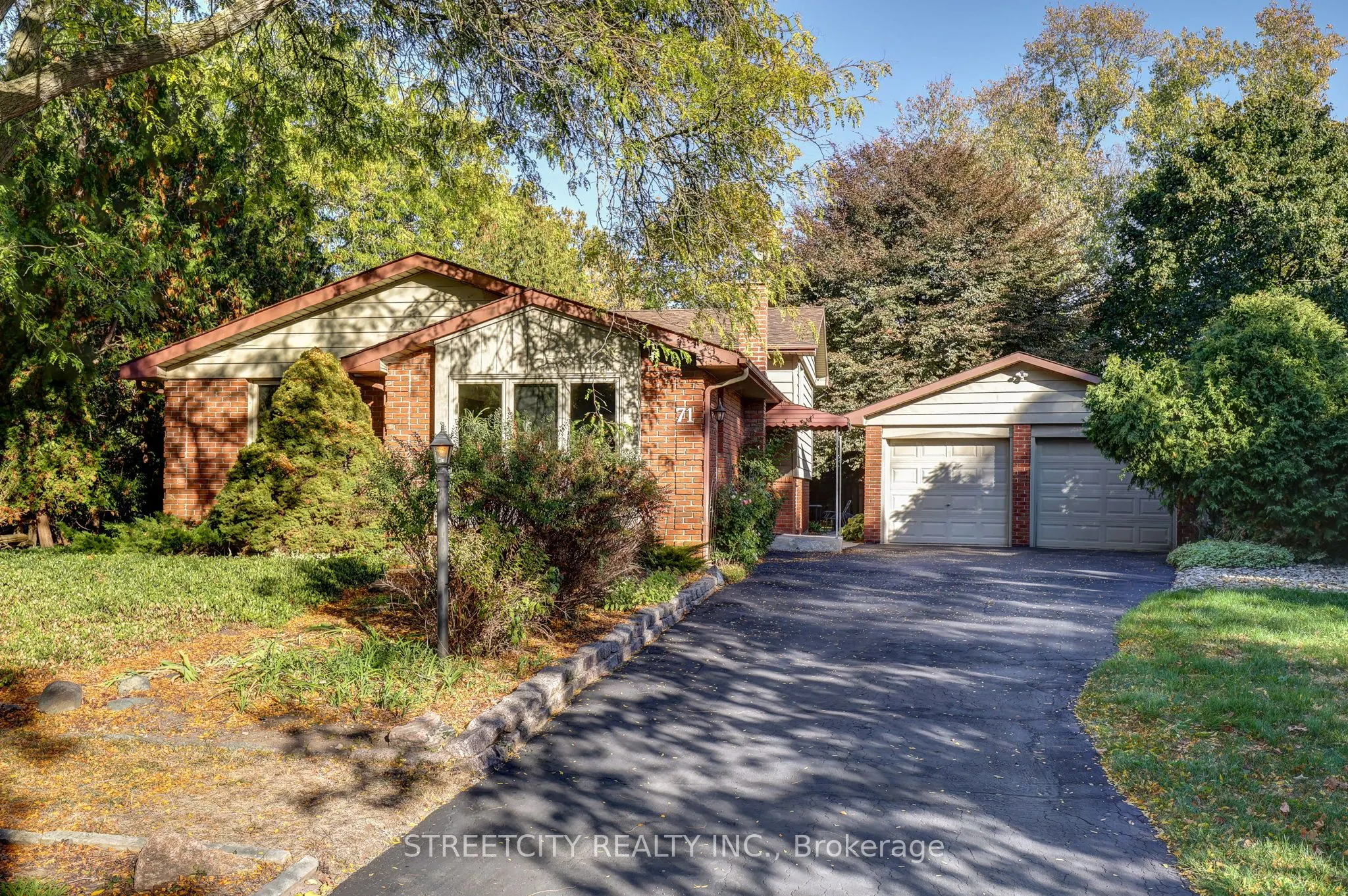 71 Glenburnie Crescent