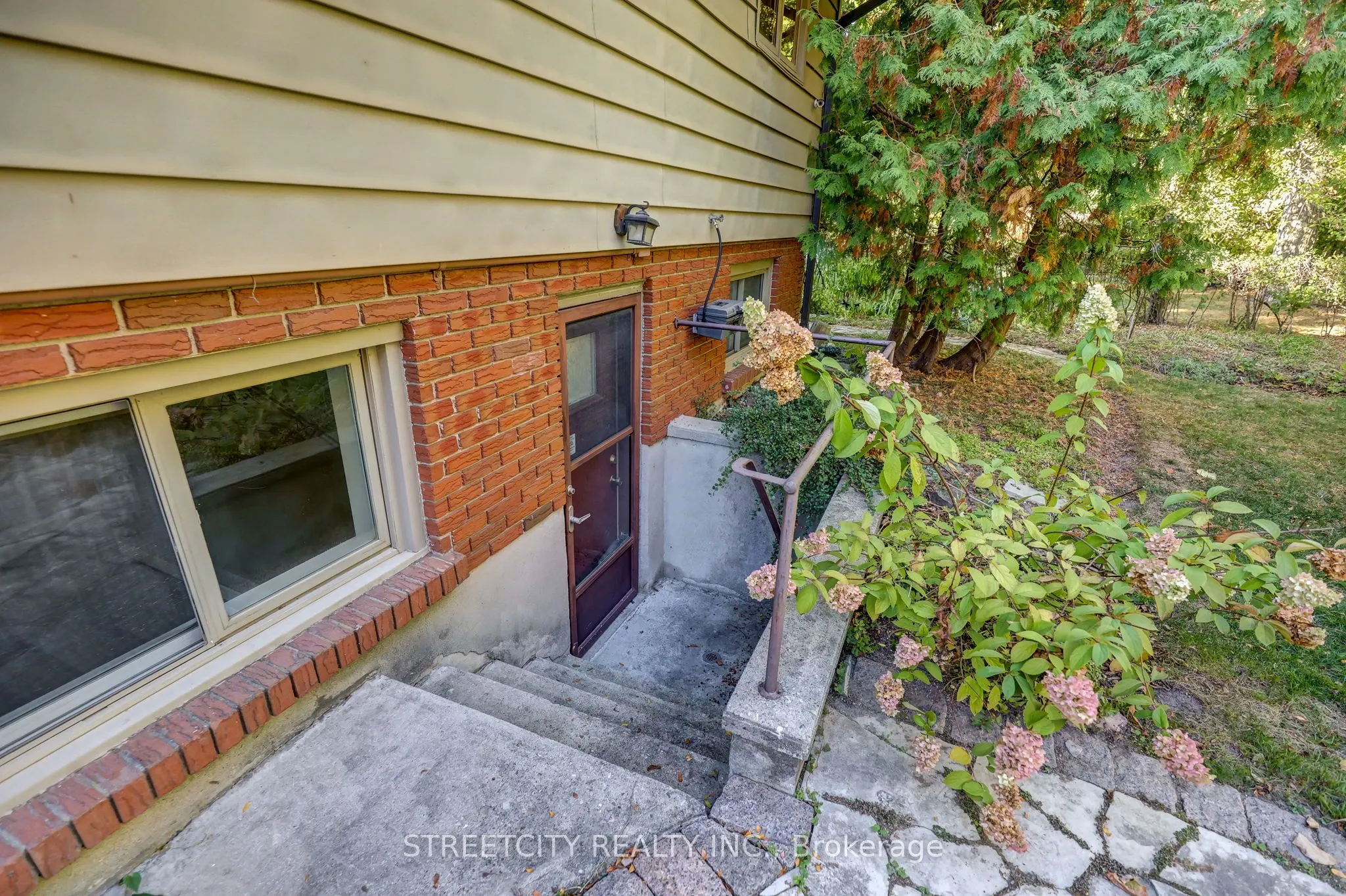 71 Glenburnie Crescent