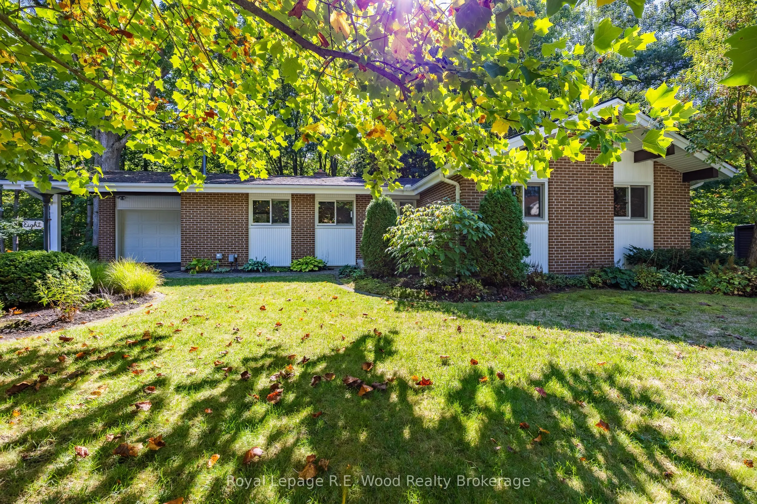 8 Highland Drive