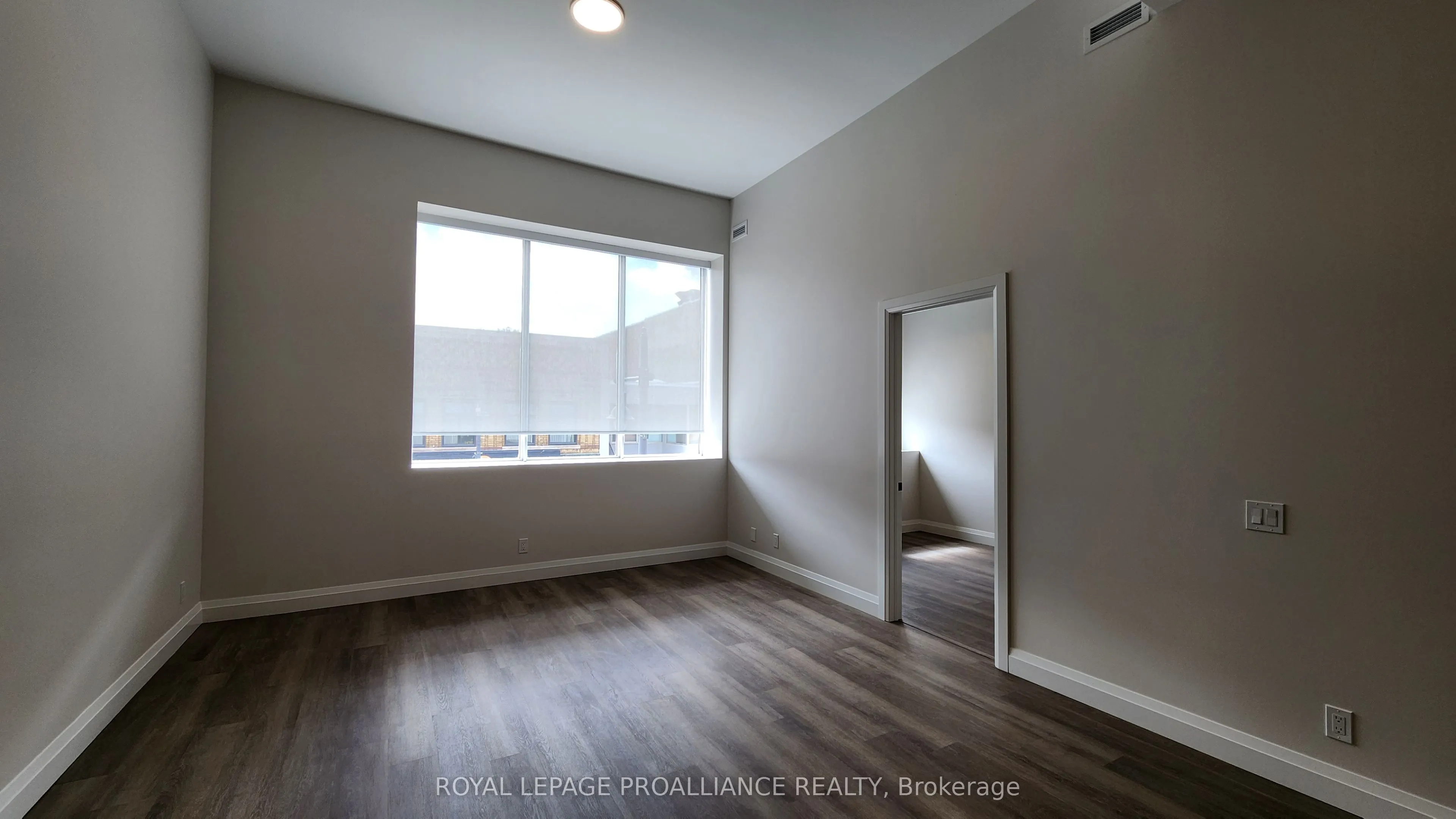 261 Front Street, #3