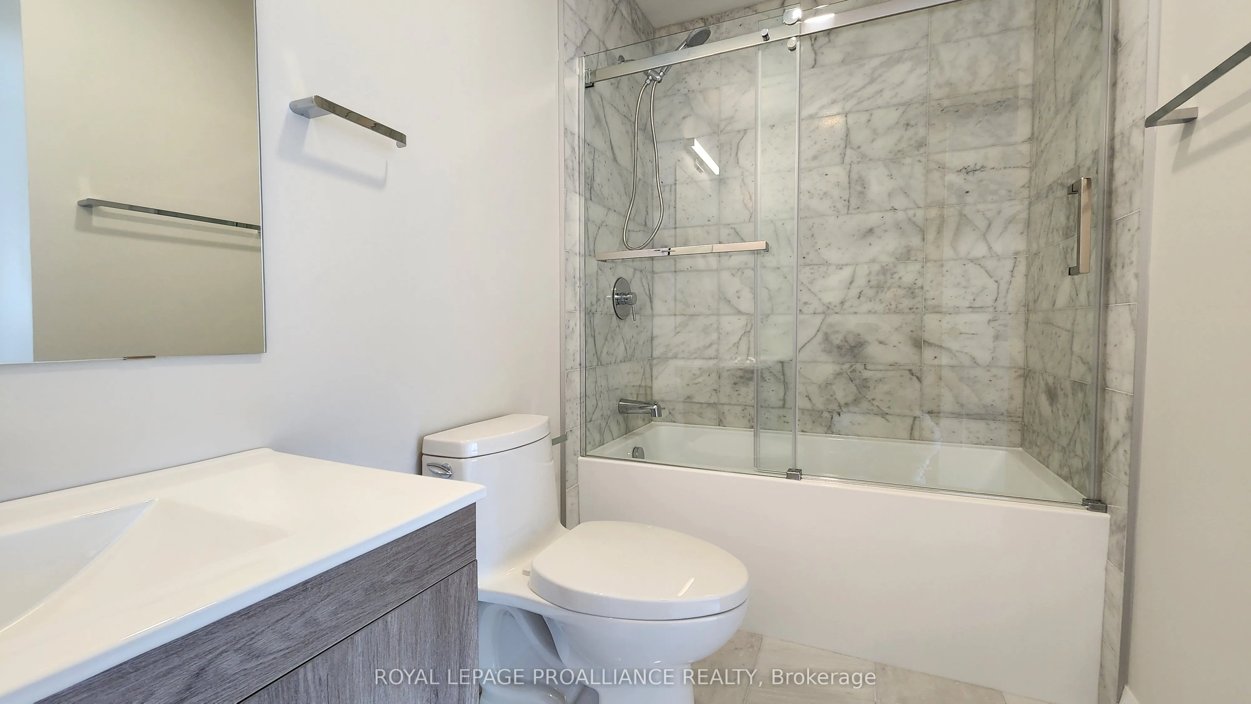 261 Front Street, #3