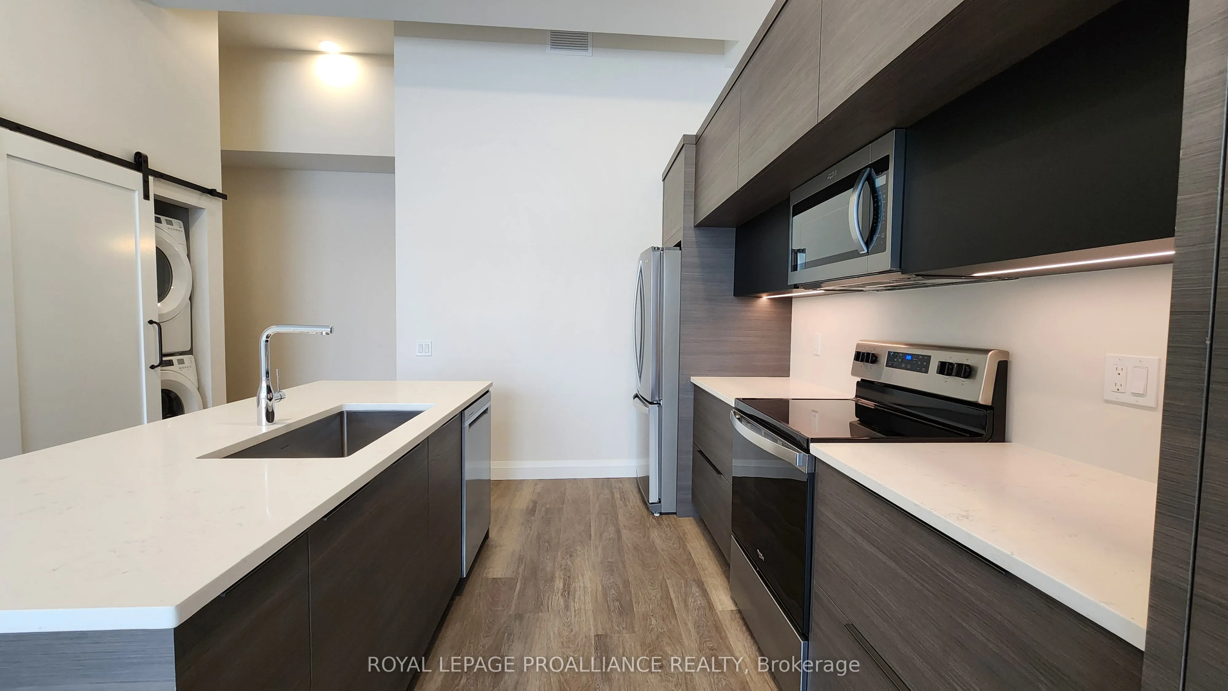 261 Front Street, #3