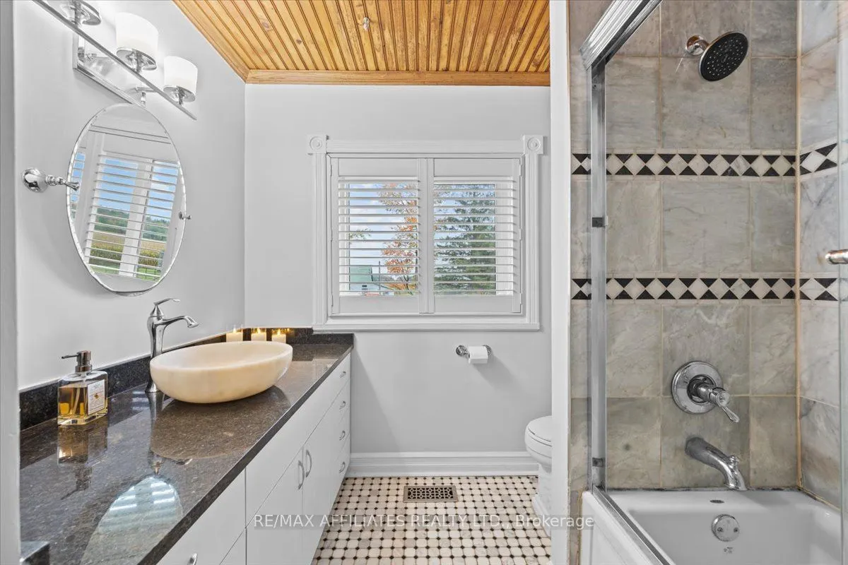 565 Vinette Road