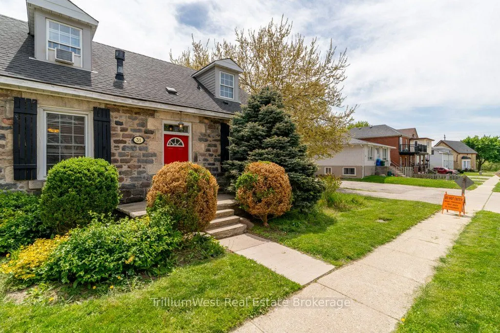 31 Bruce Street, #31A-31B