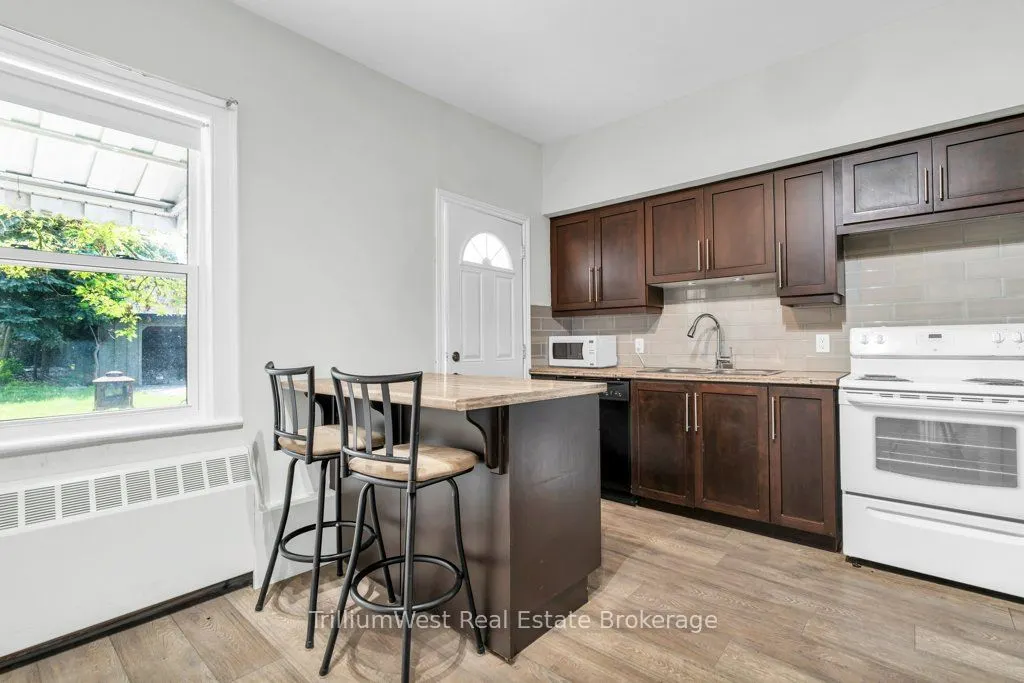31 Bruce Street, #31A-31B