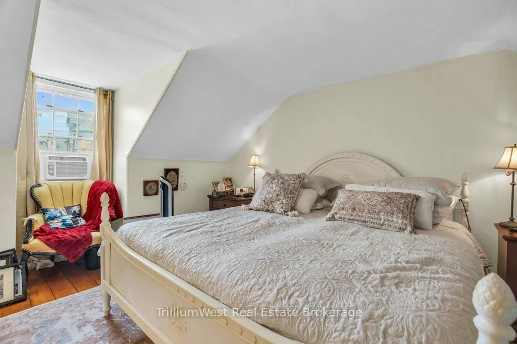 31 Bruce Street, #31A-31B
