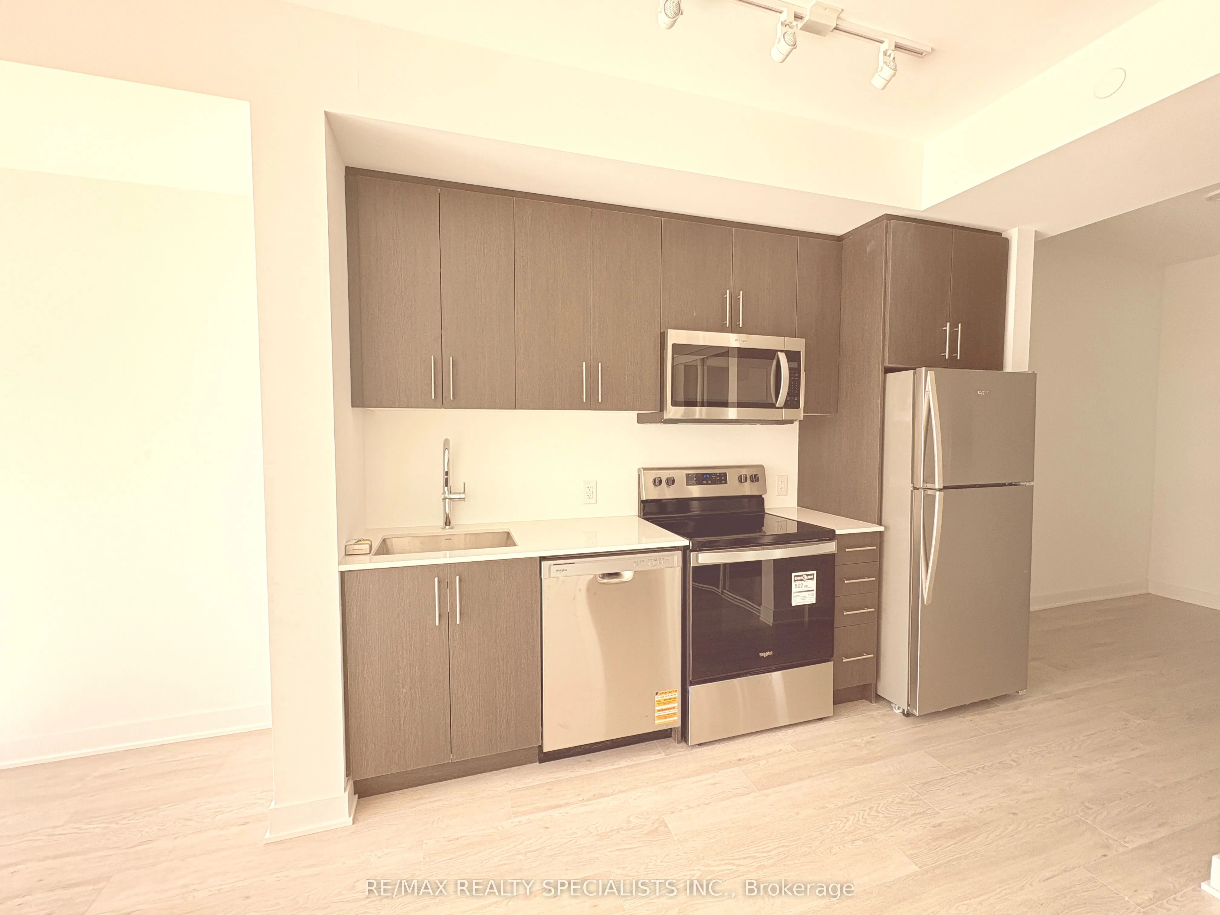 2782 Barton Street, #1501
