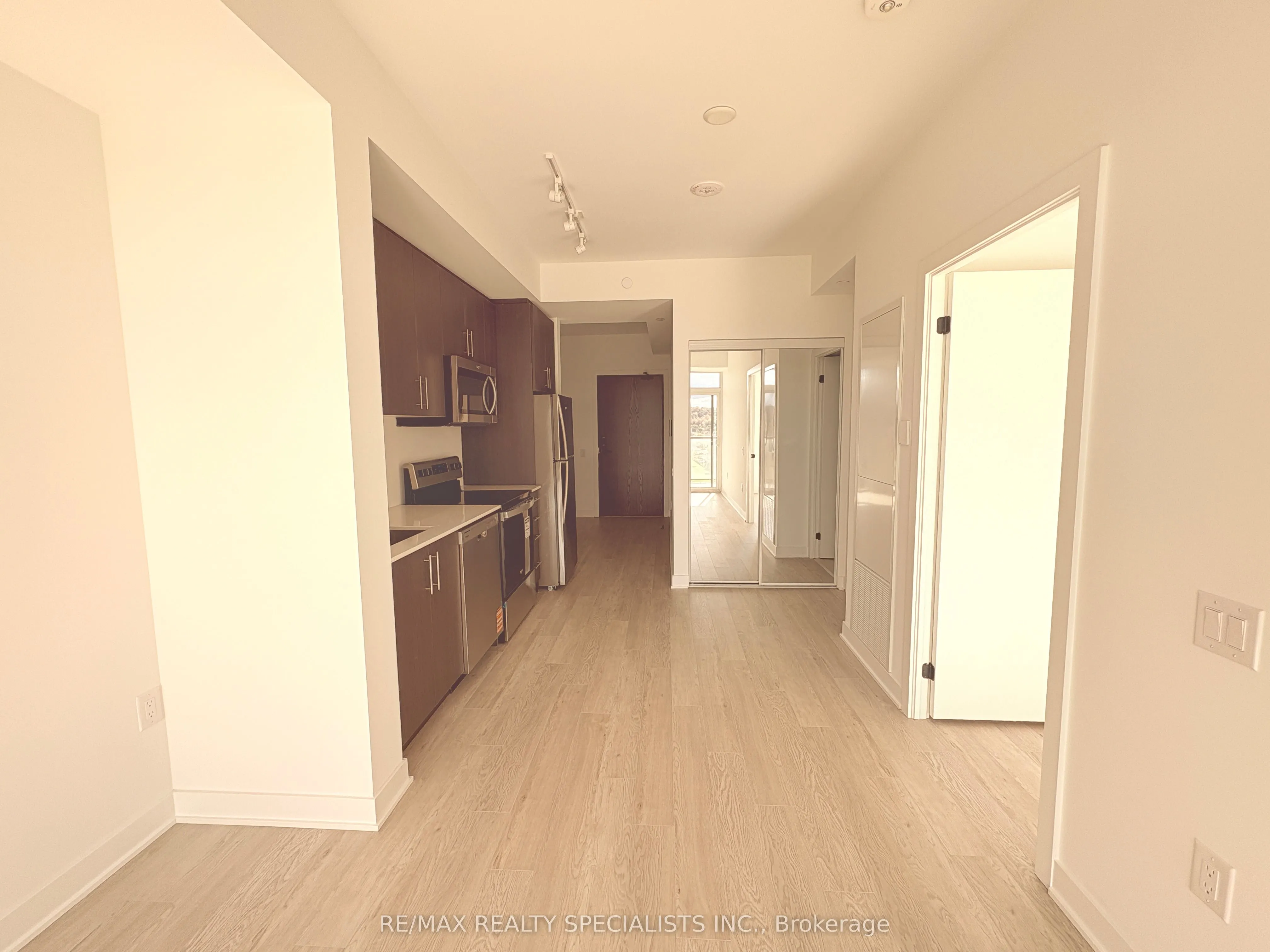 2782 Barton Street, #1501