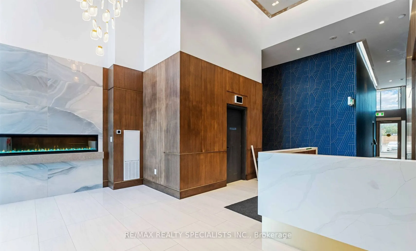 2782 Barton Street, #1501