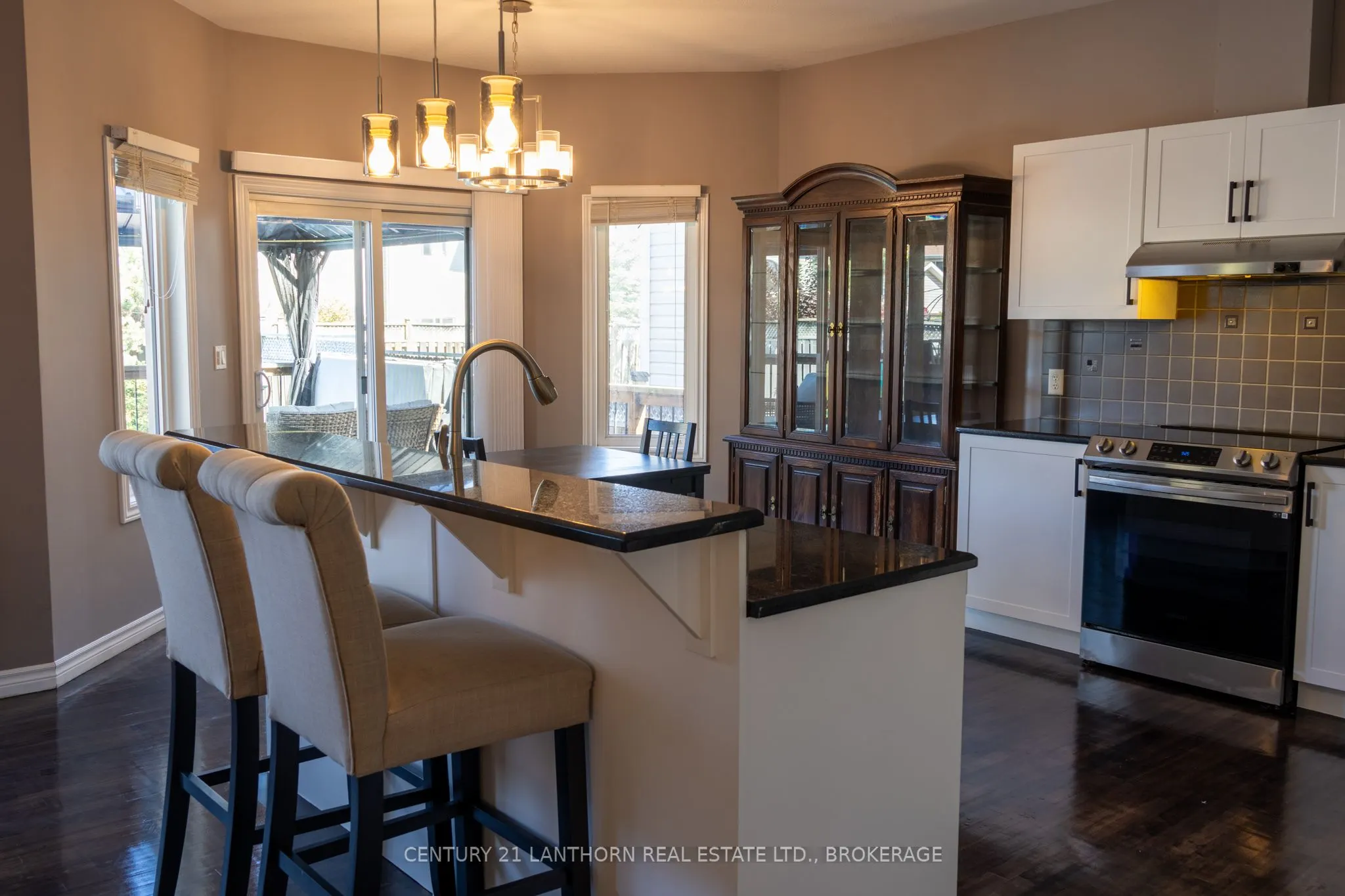 409 Cavendish Crescent