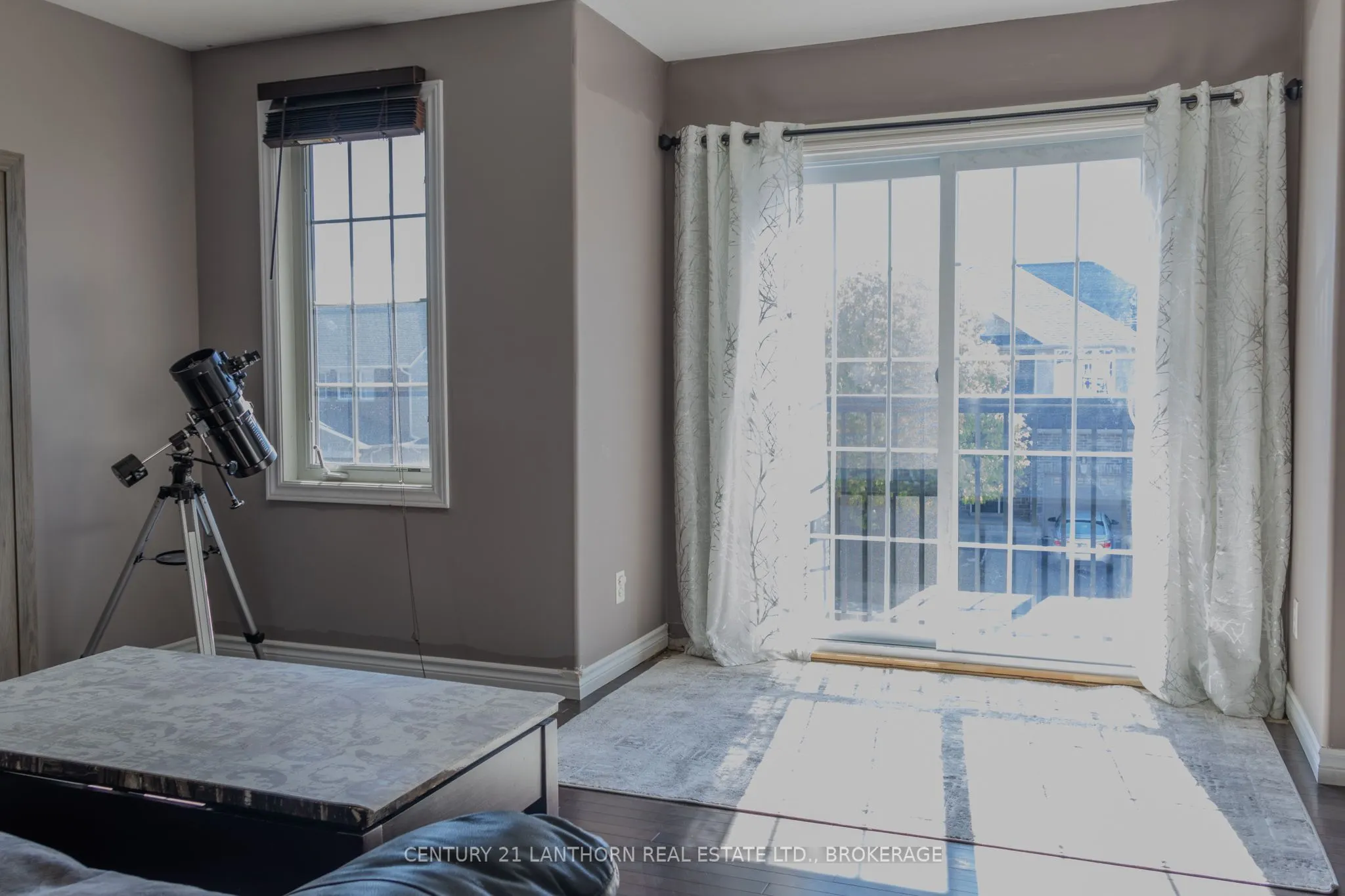 409 Cavendish Crescent