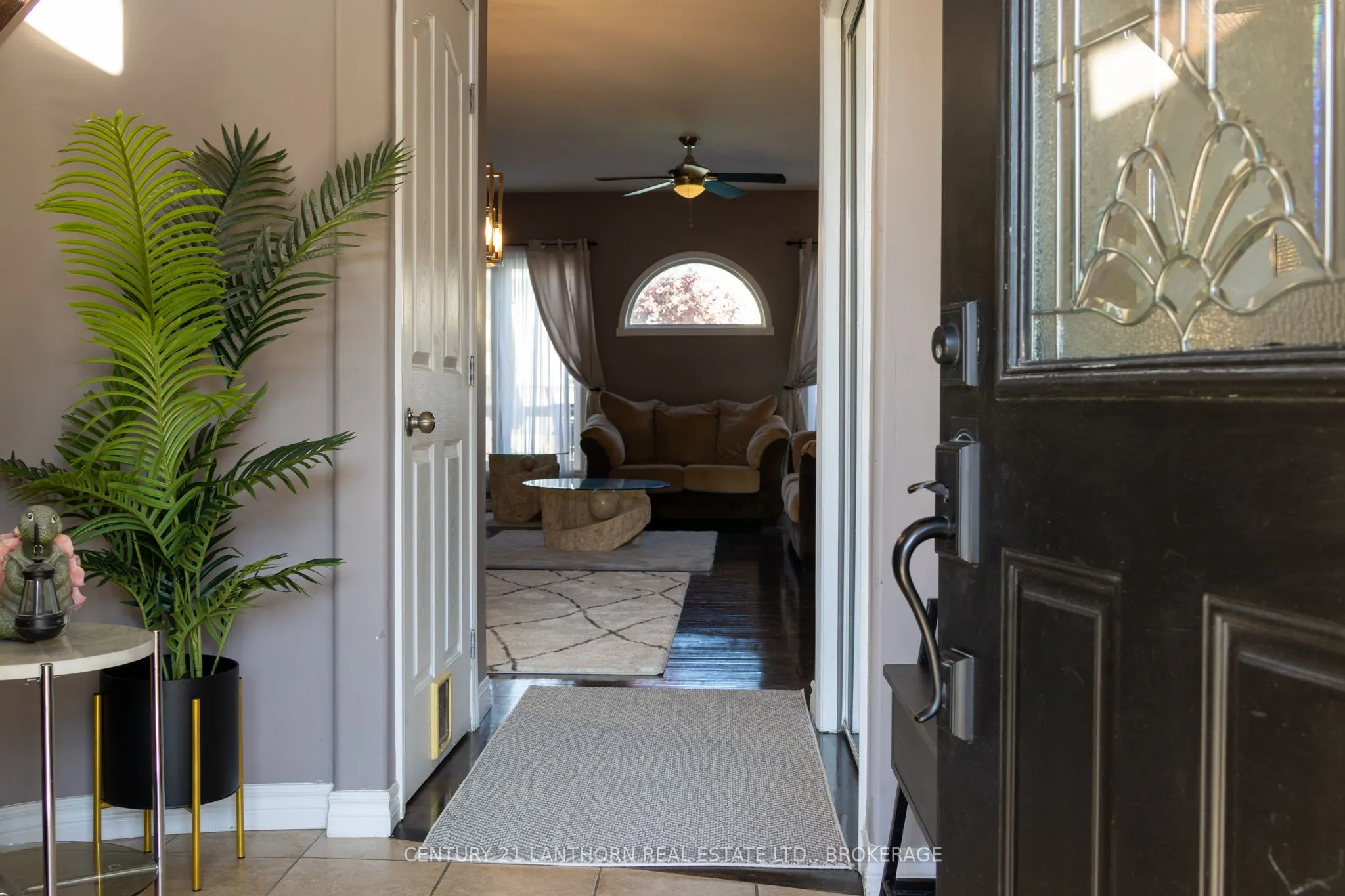 409 Cavendish Crescent