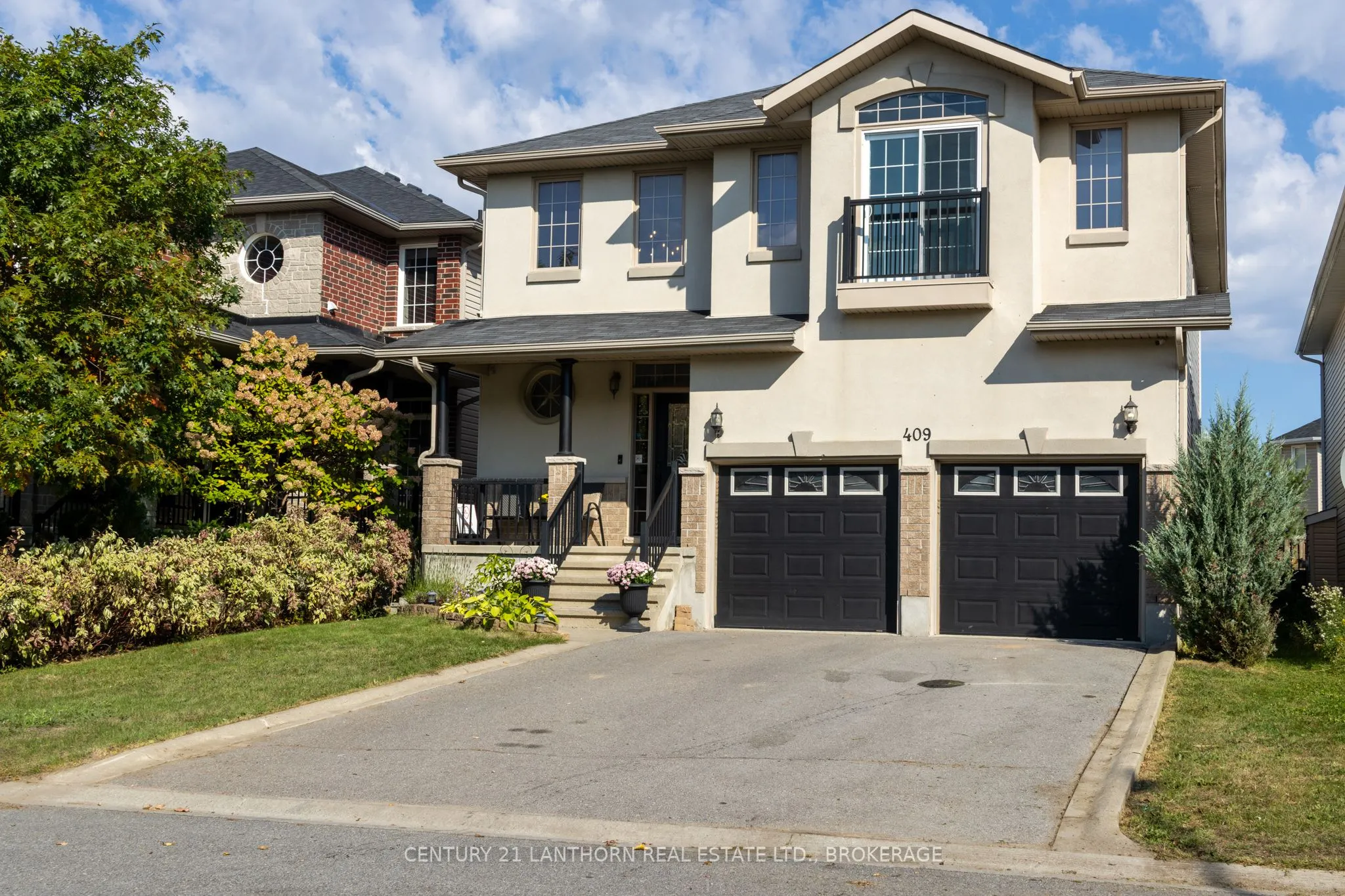 409 Cavendish Crescent