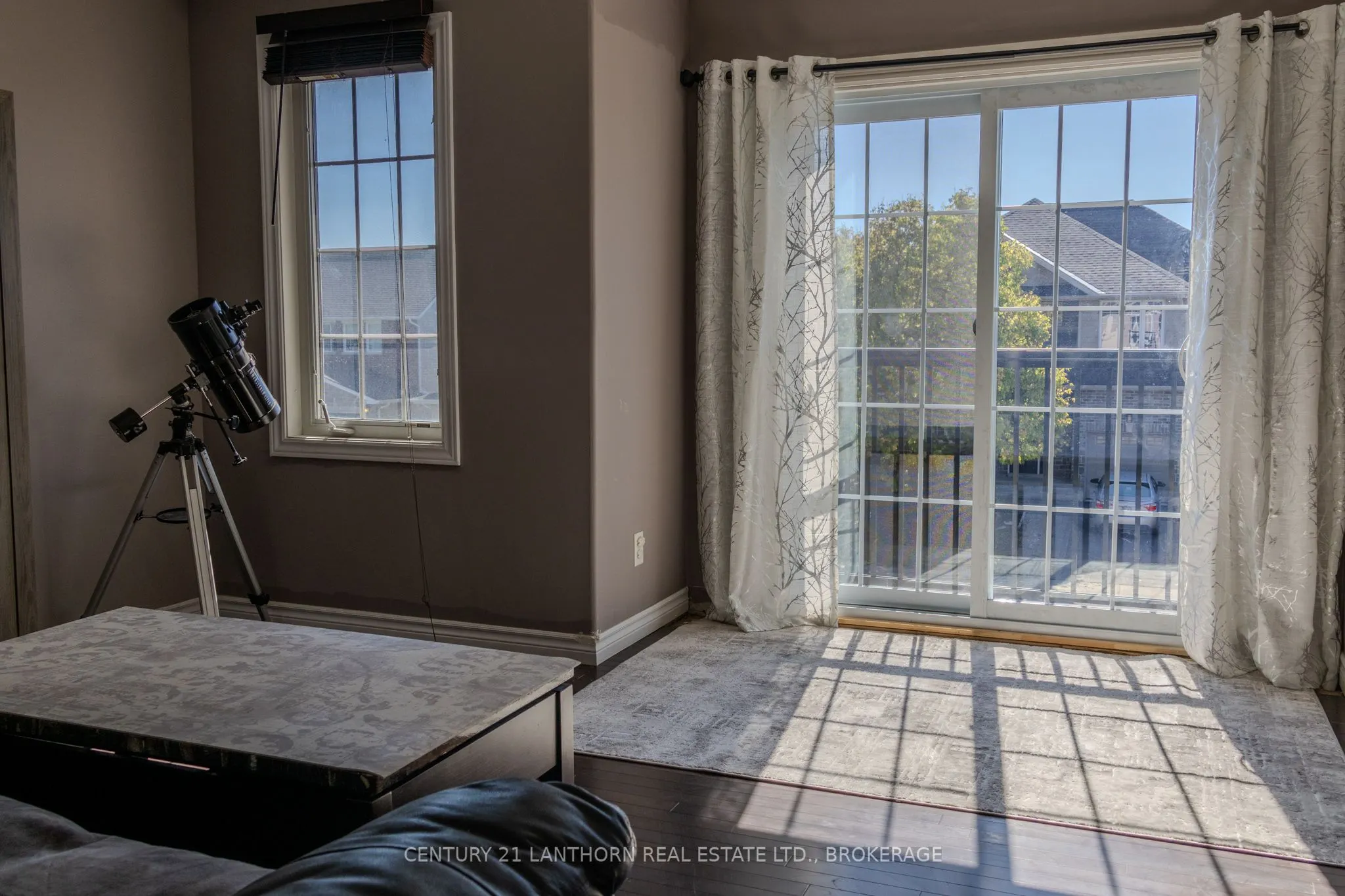 409 Cavendish Crescent