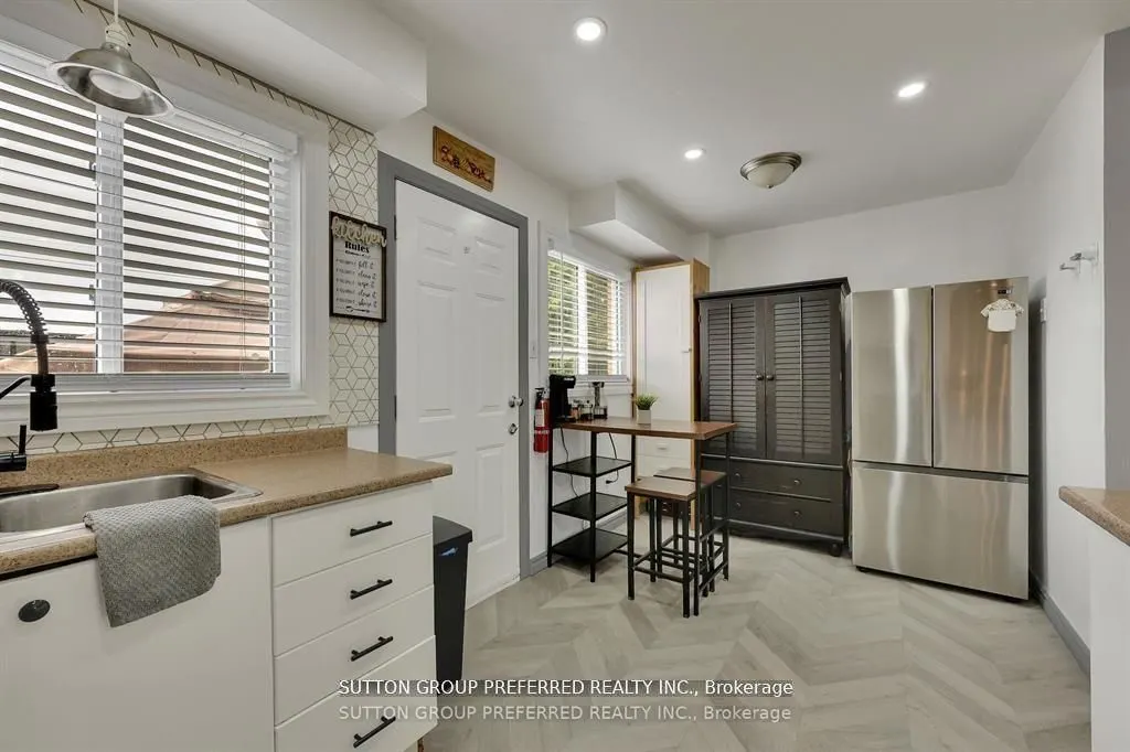 320 Westminster Avenue, #71