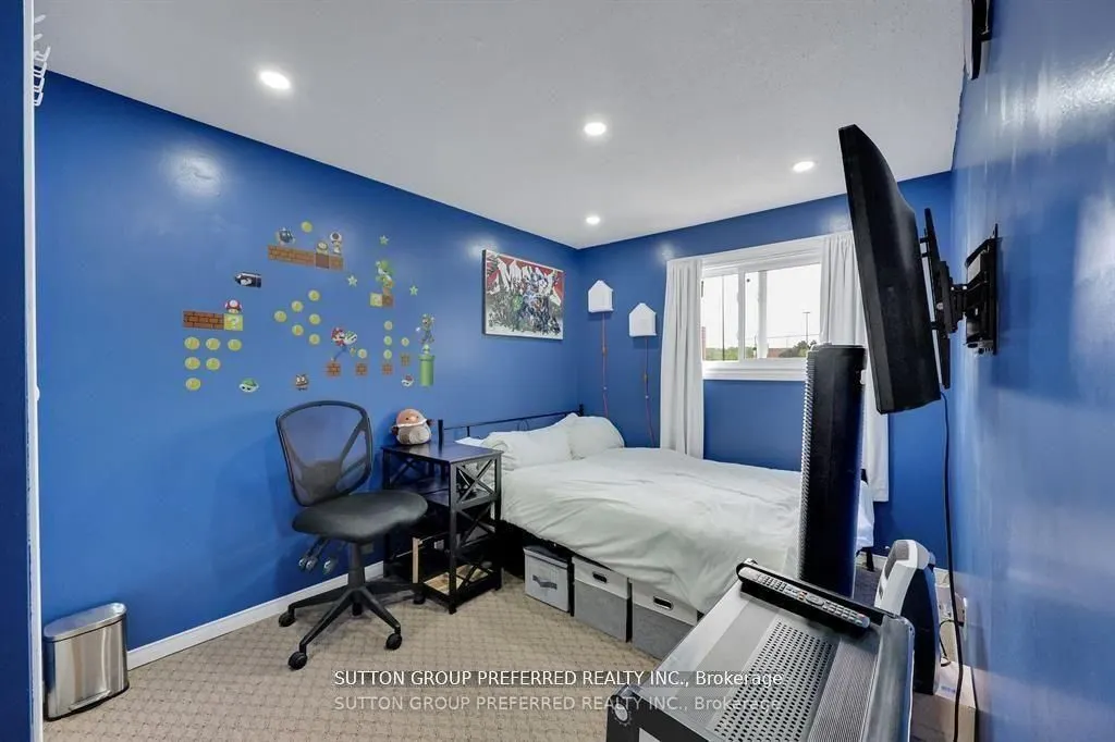 320 Westminster Avenue, #71