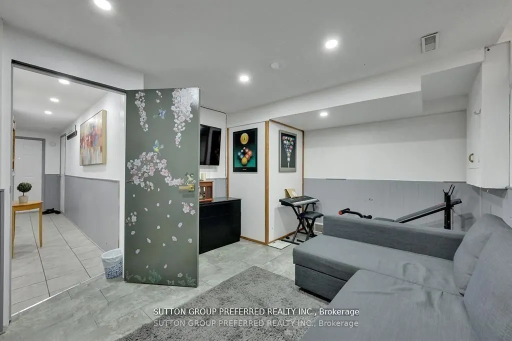 320 Westminster Avenue, #71