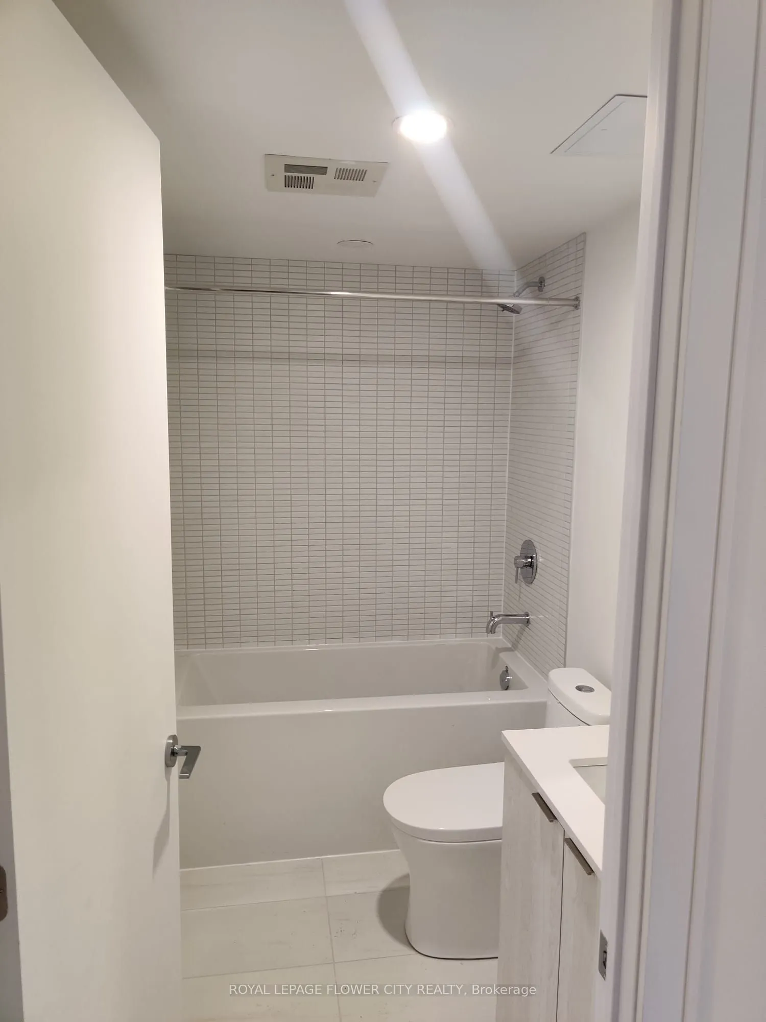 1 Jarvis Street, #311