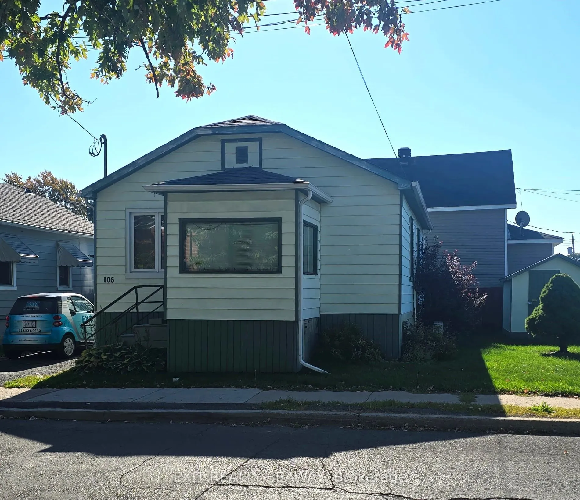 106 6th Street W