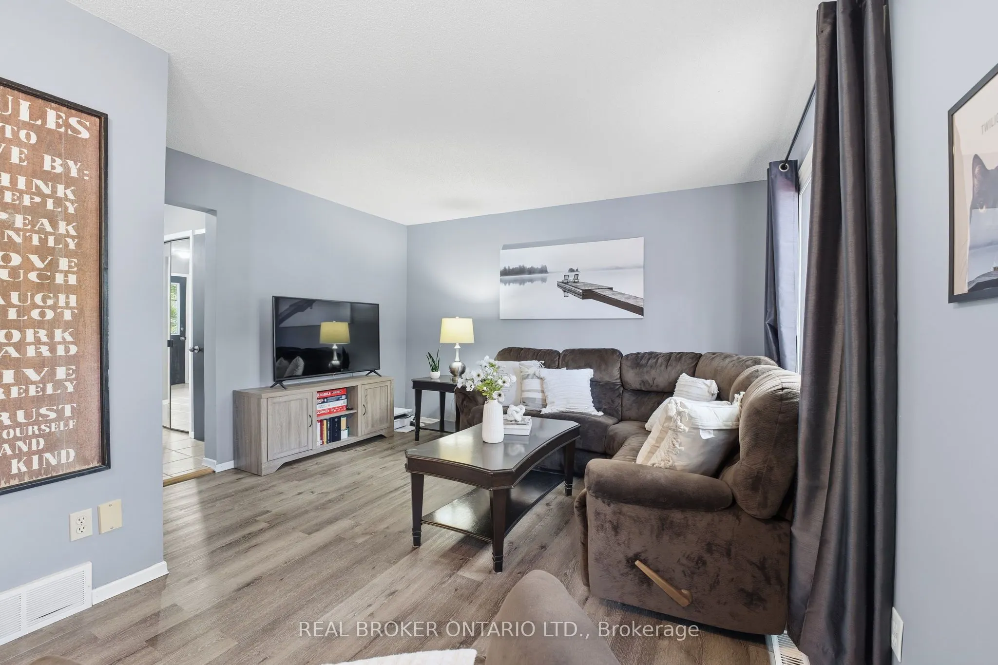 445 Kingscourt Drive, #6