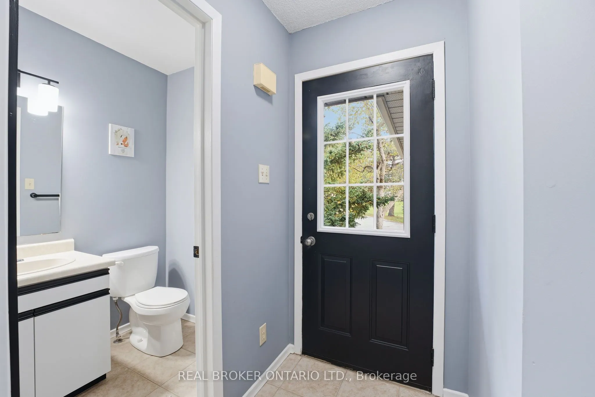 445 Kingscourt Drive, #6