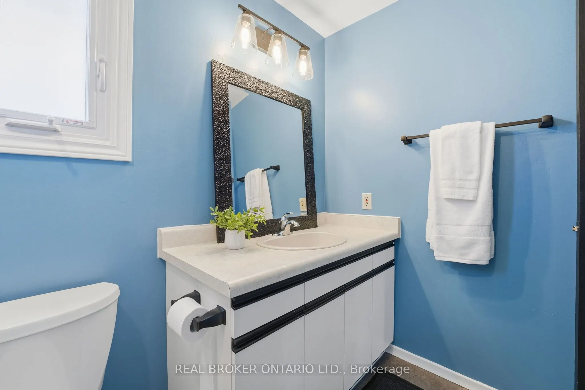 445 Kingscourt Drive, #6