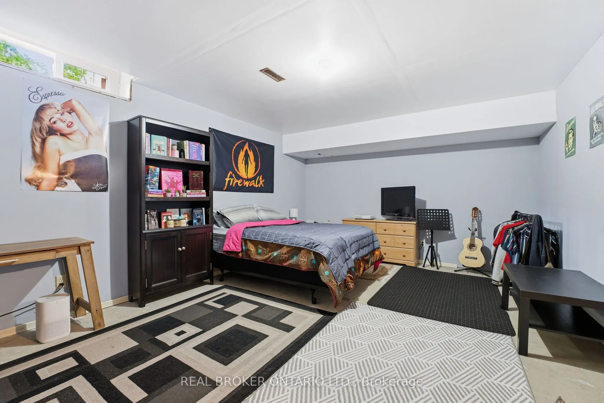 445 Kingscourt Drive, #6