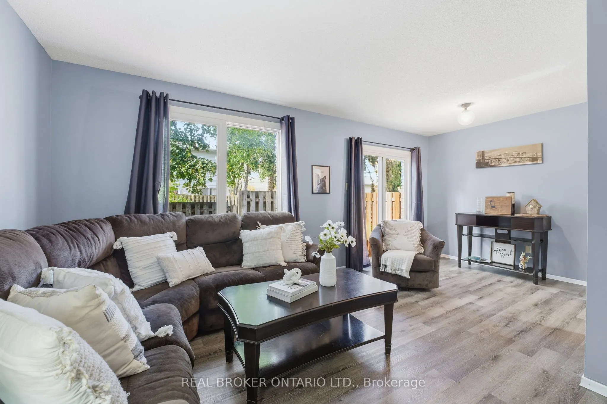 445 Kingscourt Drive, #6