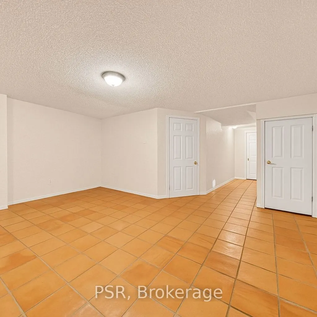 171 Highbury Drive, #28