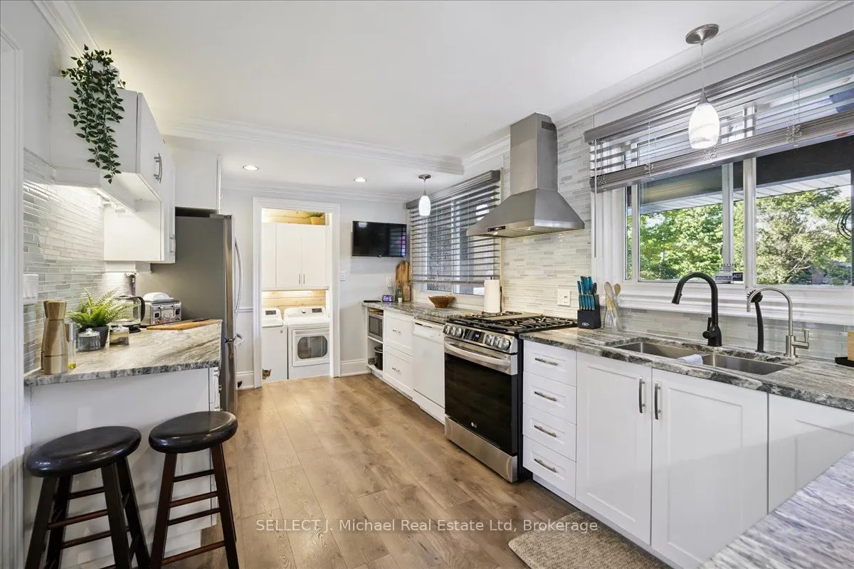 3125 Guyatt Road