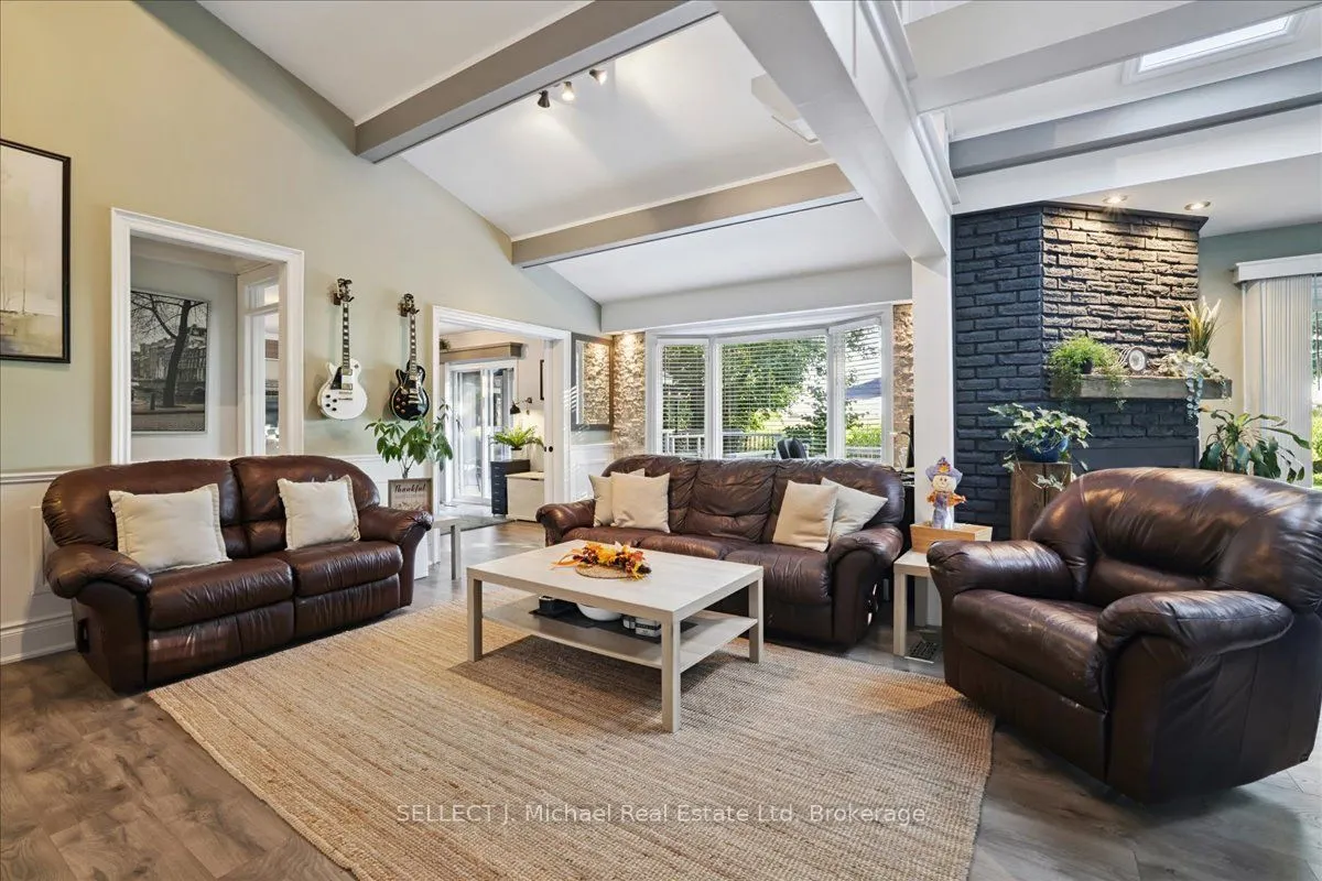 3125 Guyatt Road