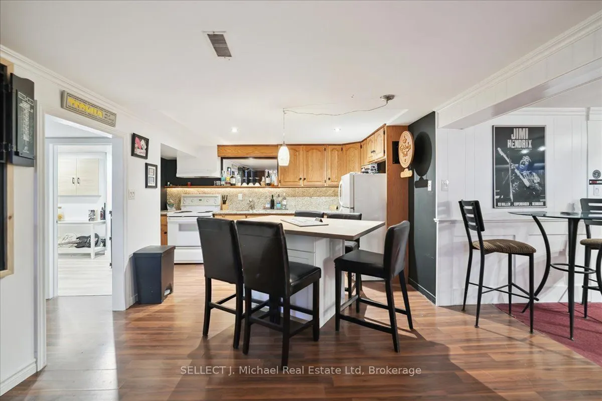 3125 Guyatt Road