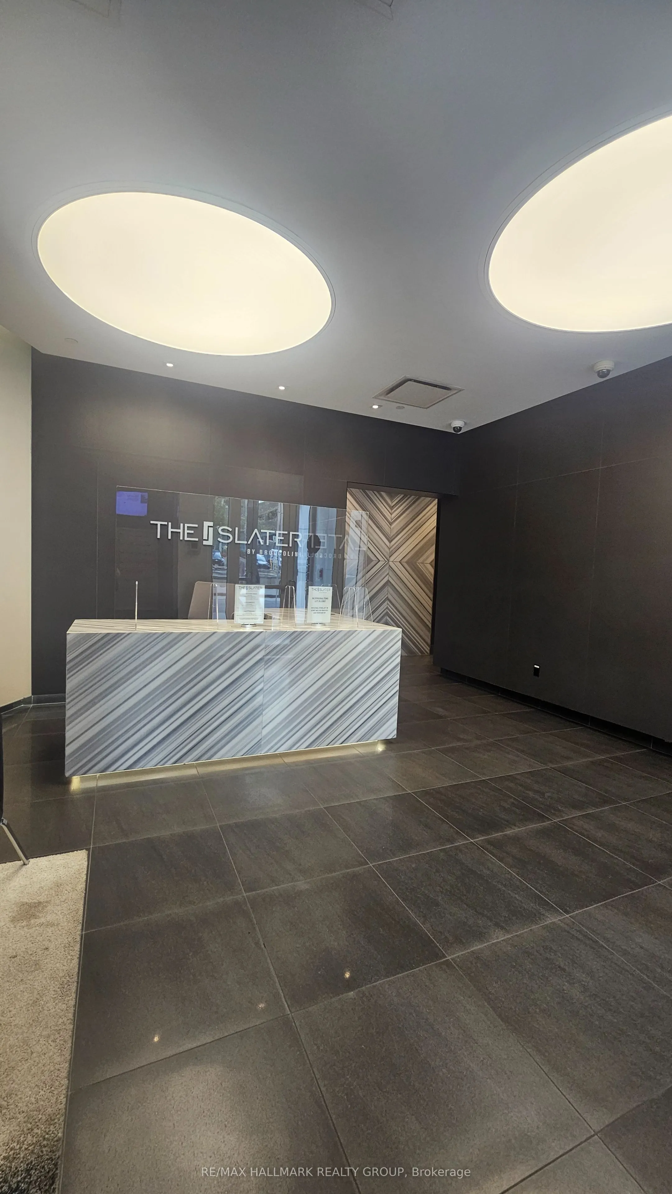 199 Slater Street W, #1704