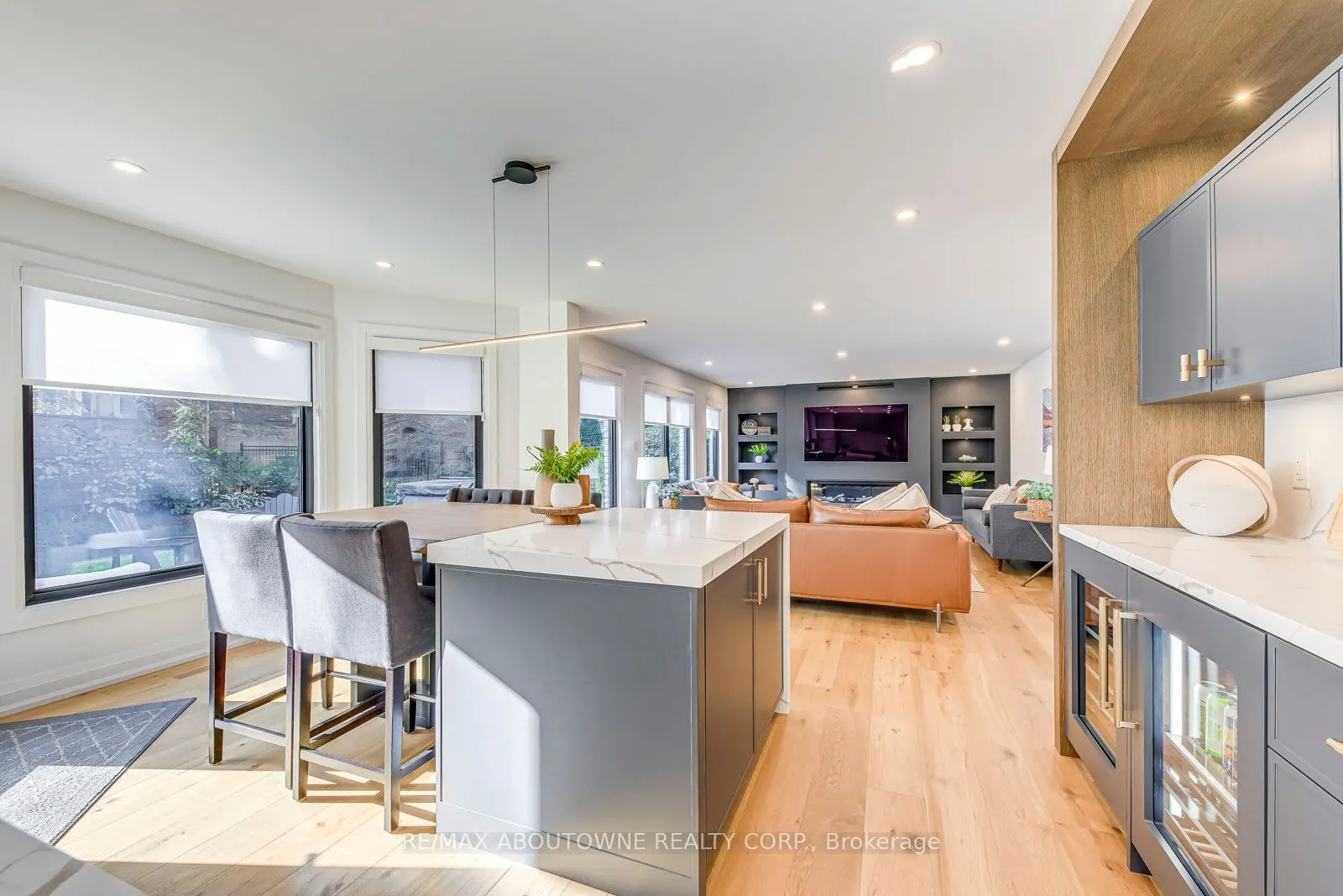 54 Deerview Avenue