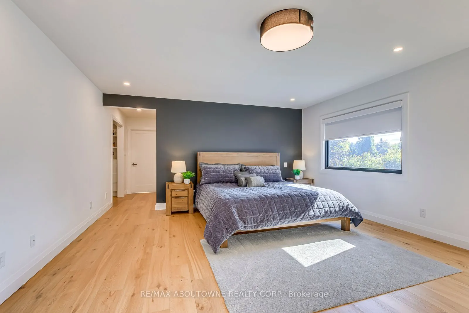 54 Deerview Avenue