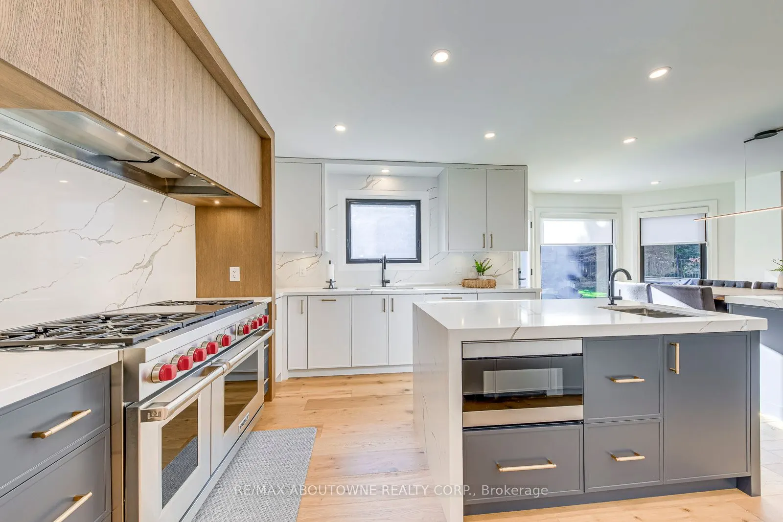 54 Deerview Avenue