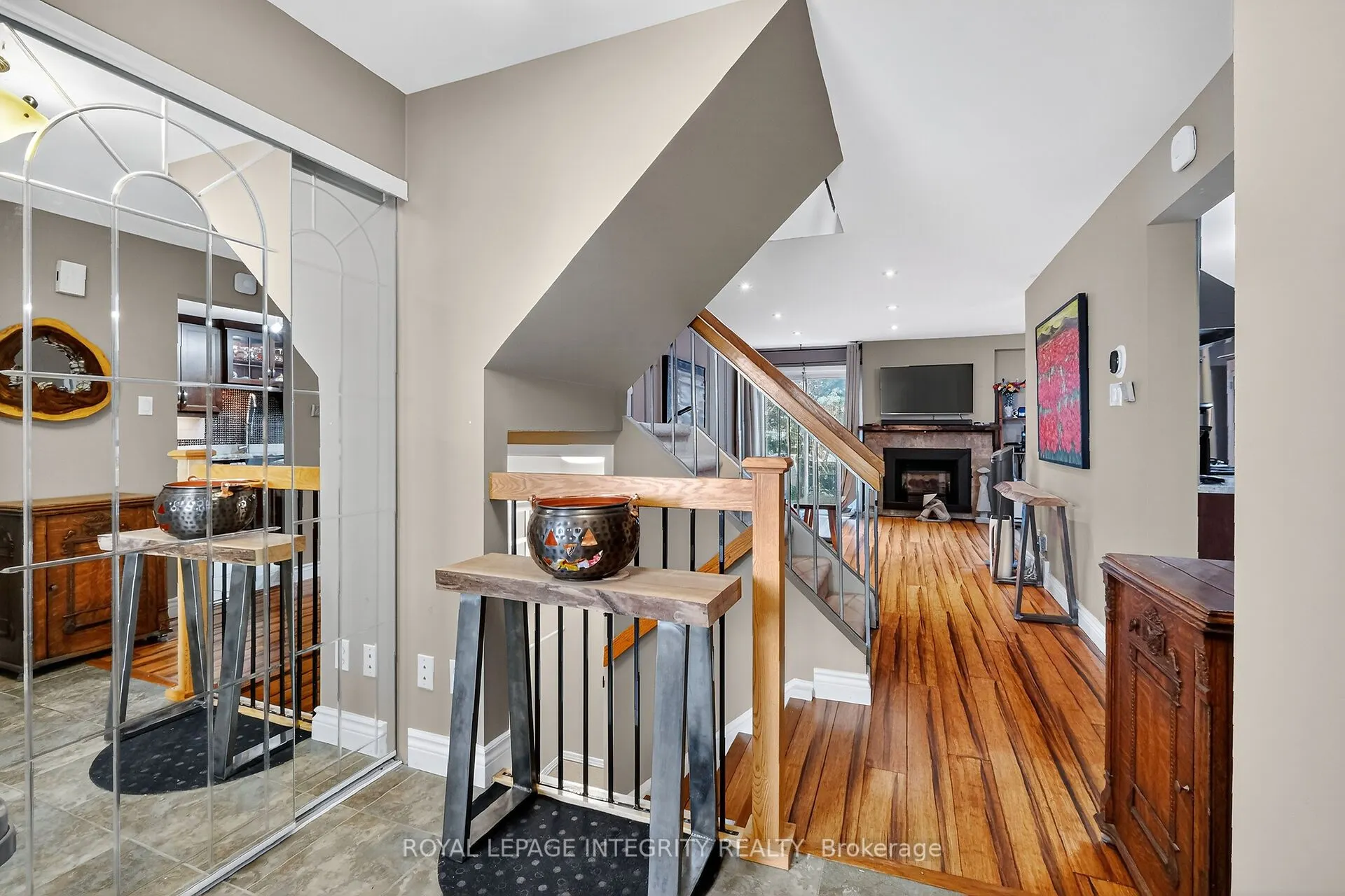 40 Shadetree Crescent
