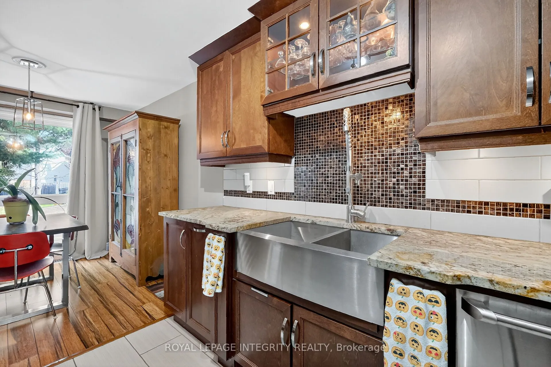 40 Shadetree Crescent