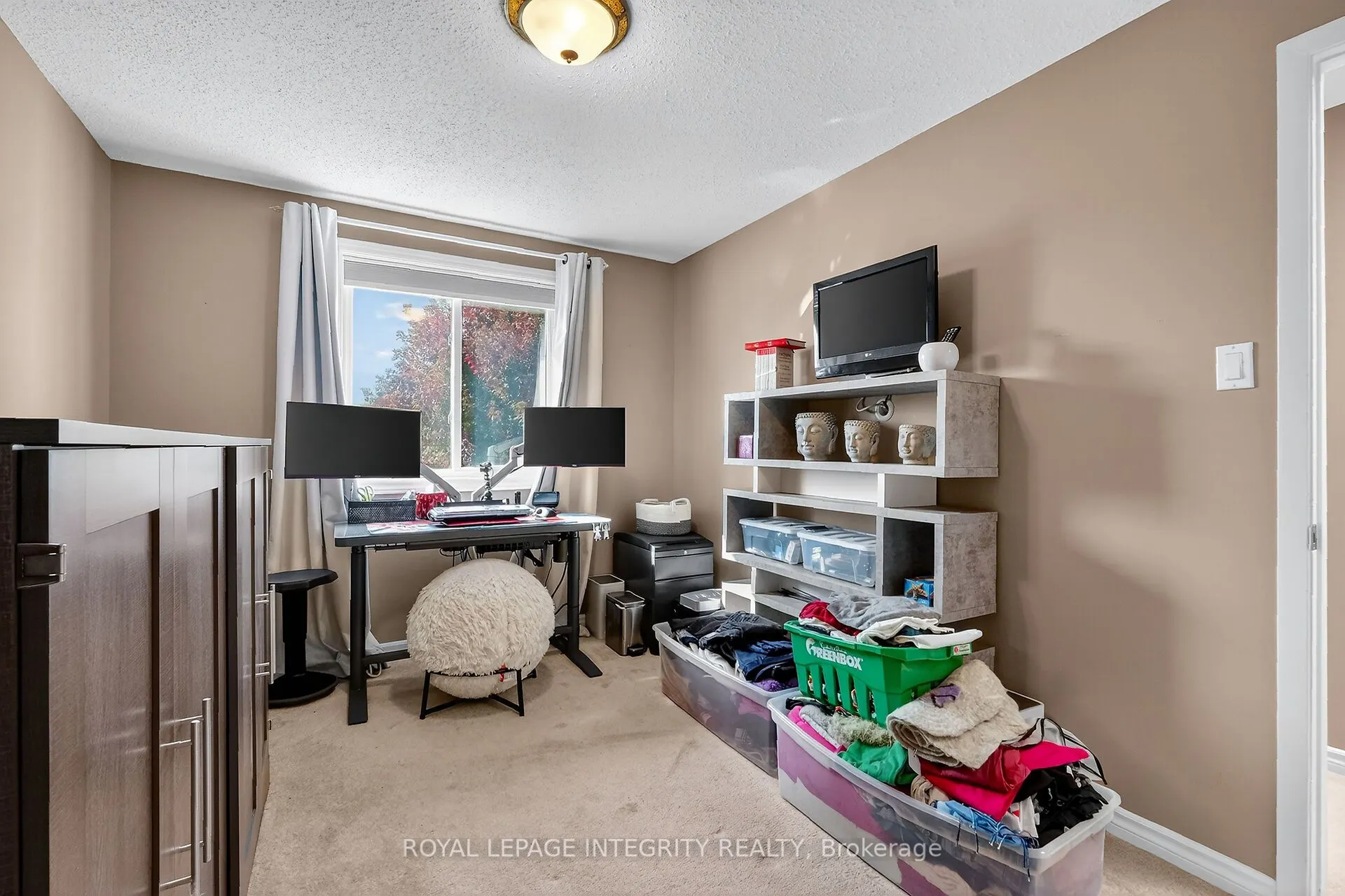 40 Shadetree Crescent