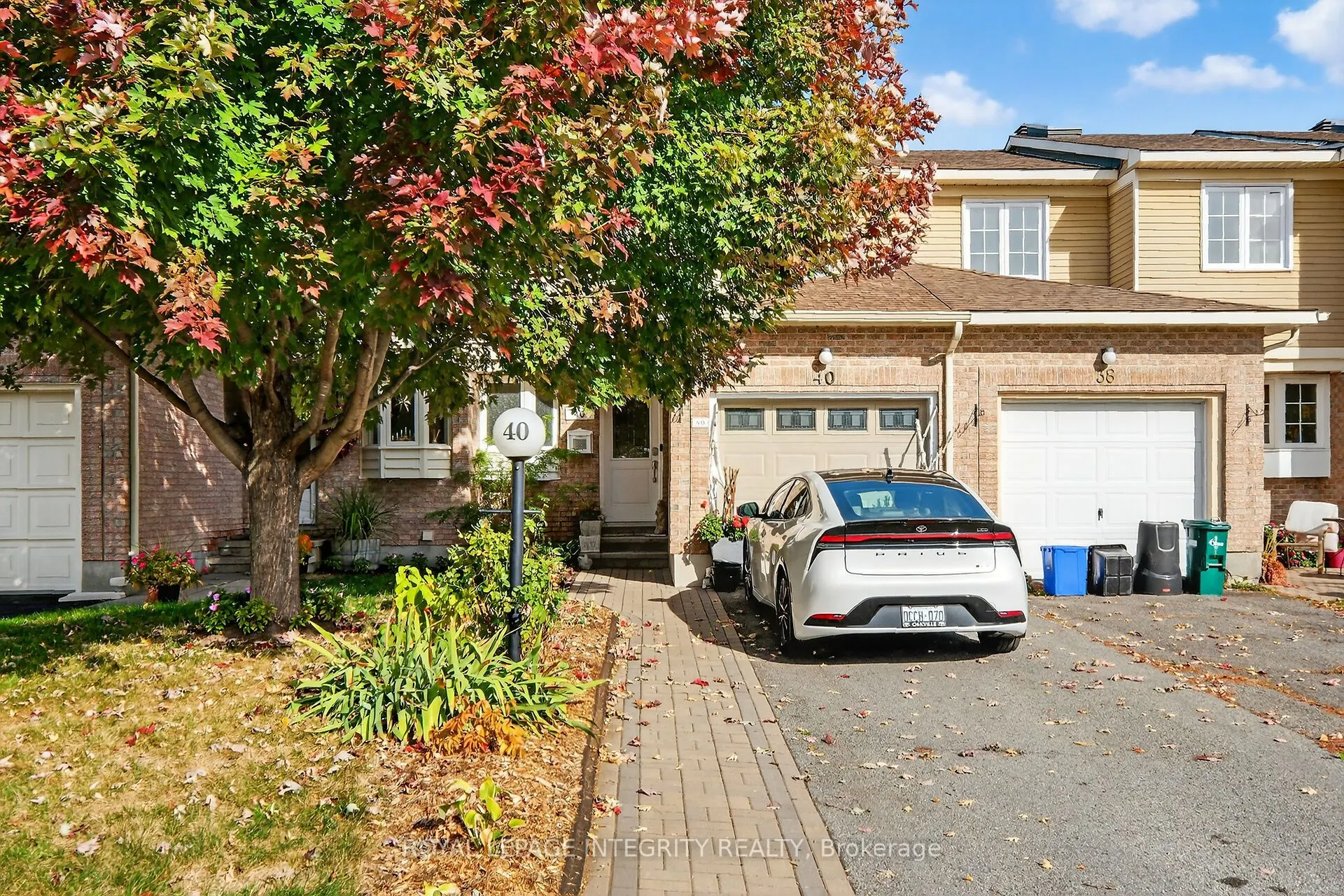 40 Shadetree Crescent