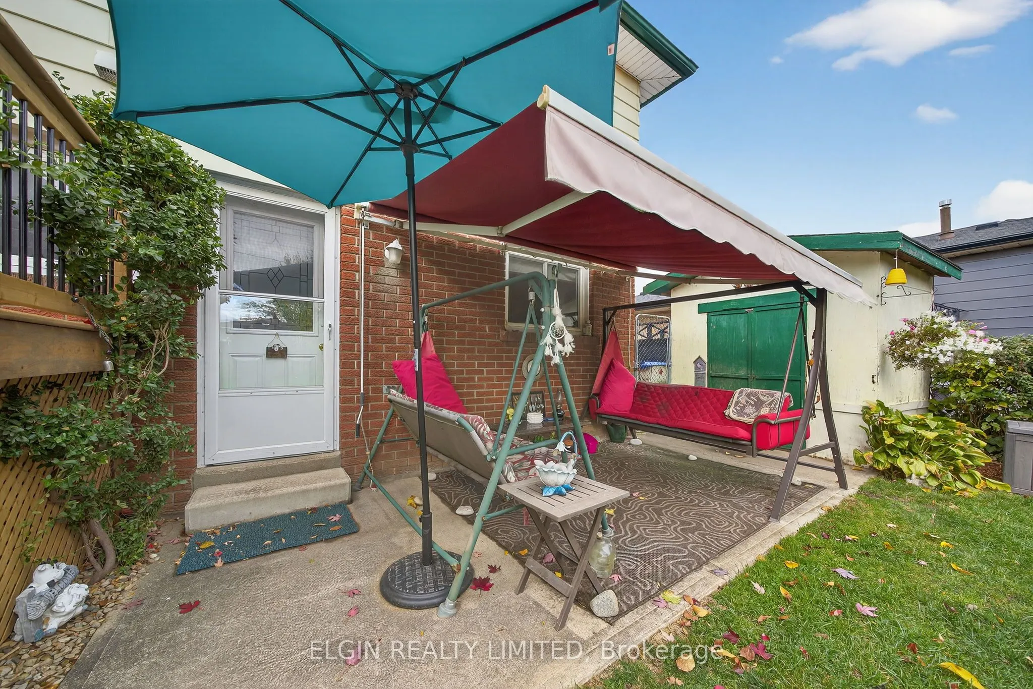 14 Stirling Crescent