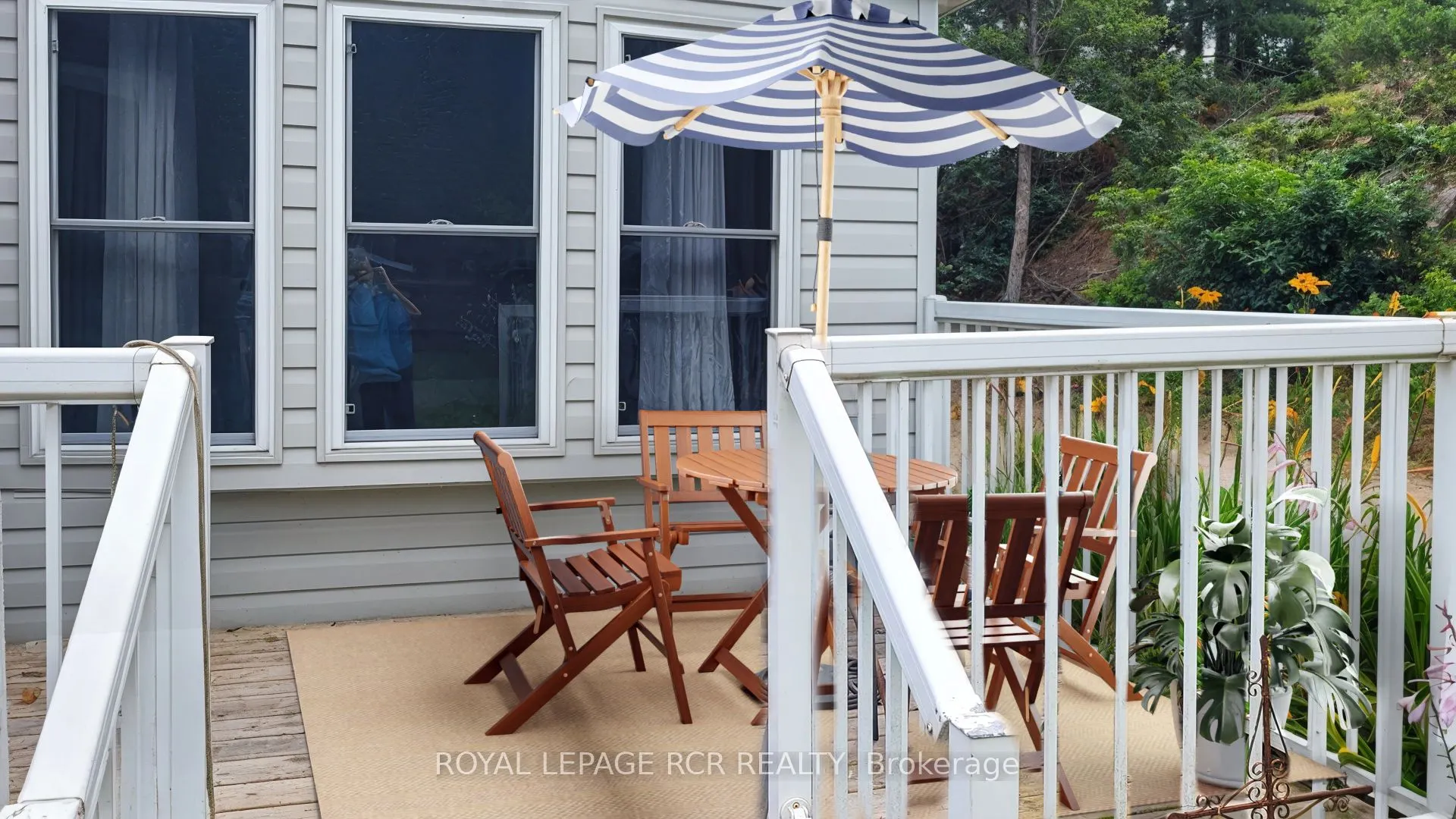 1007 Racoon Road