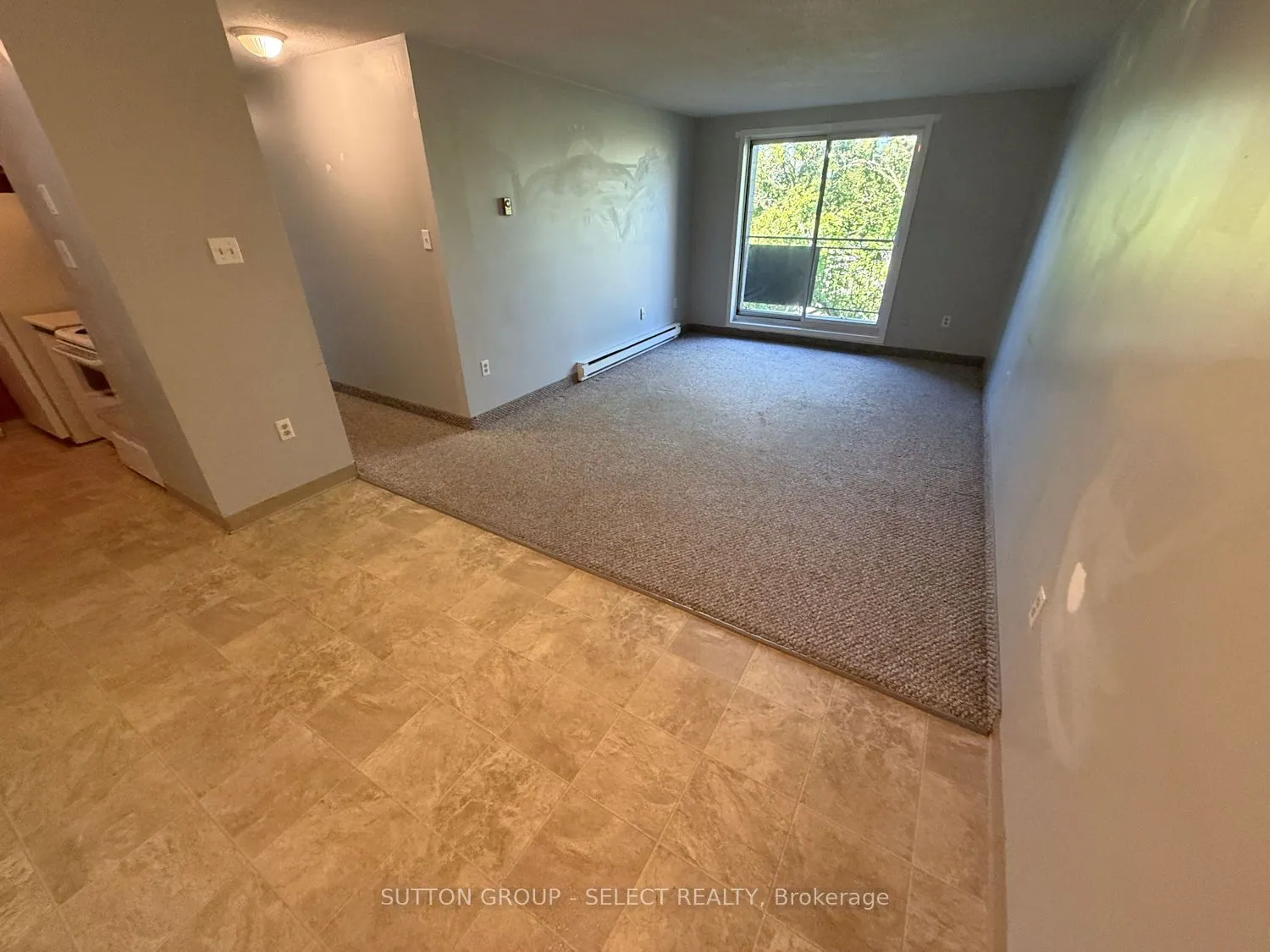 140 Park Avenue E, #402