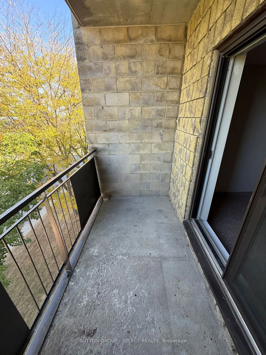 140 Park Avenue E, #402