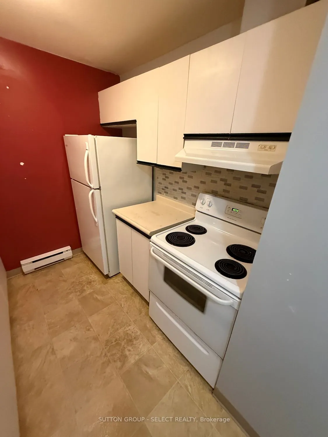 140 Park Avenue E, #402