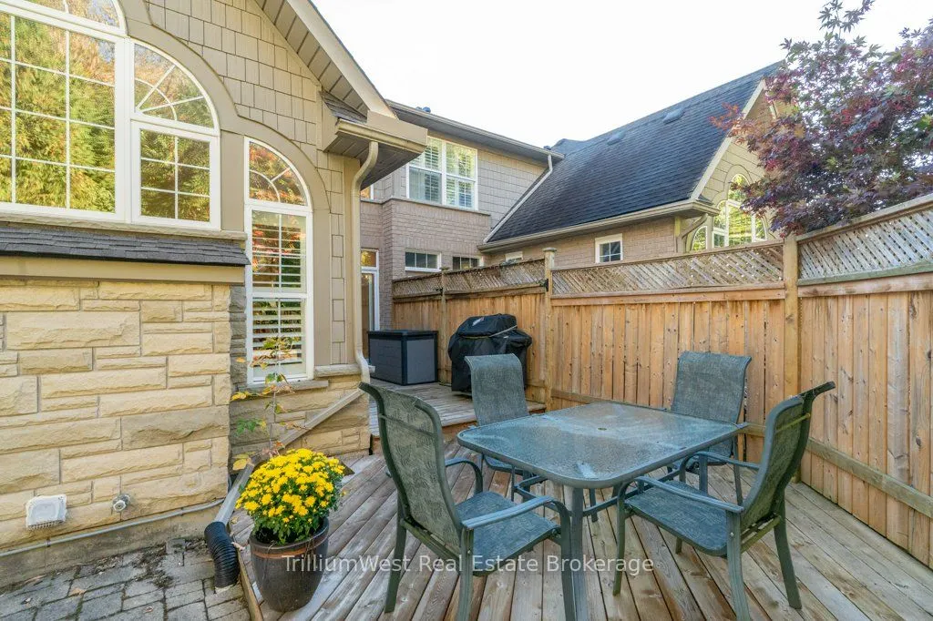 589 Winterburg Walk