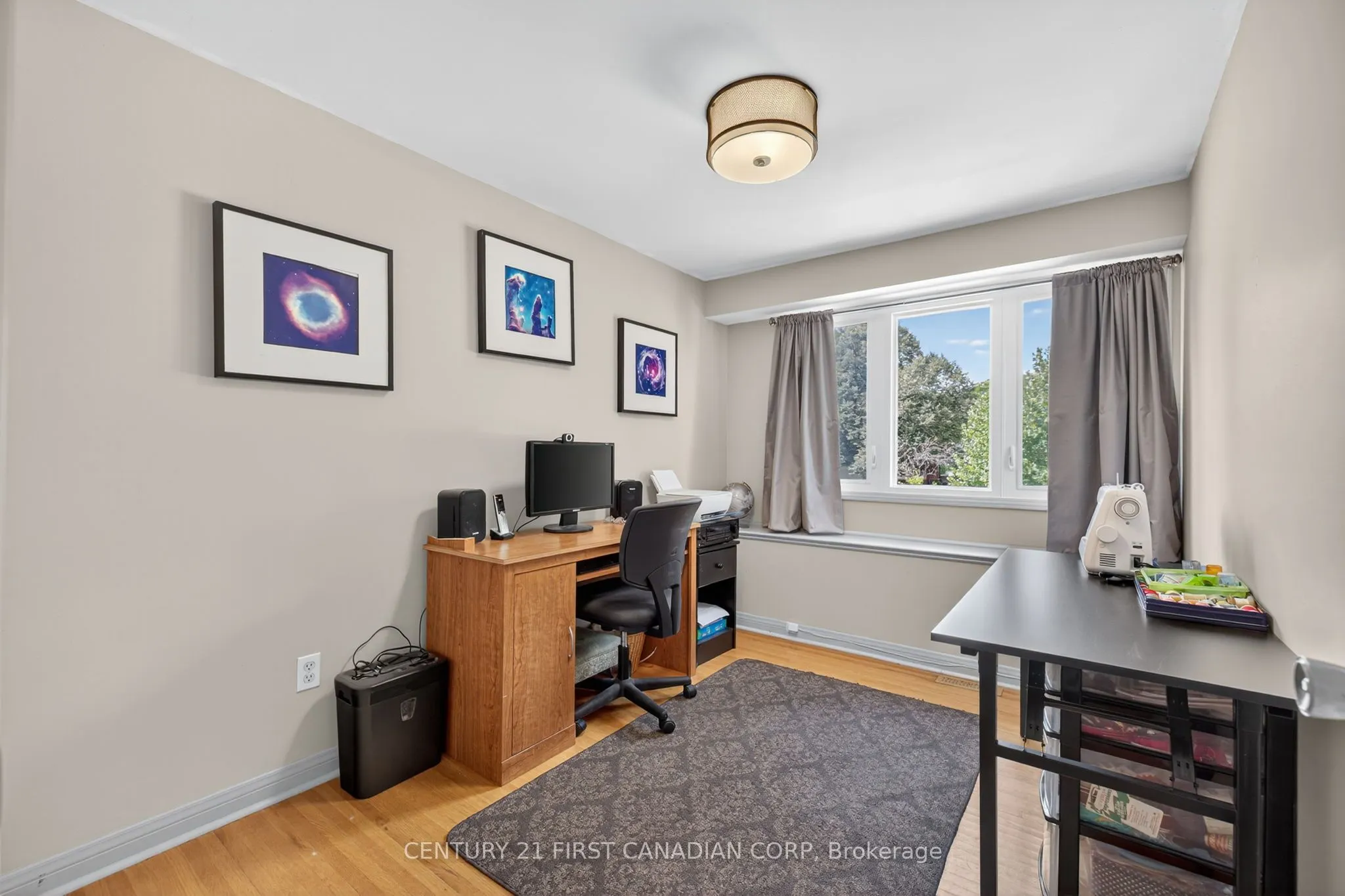 1432 Norman Place