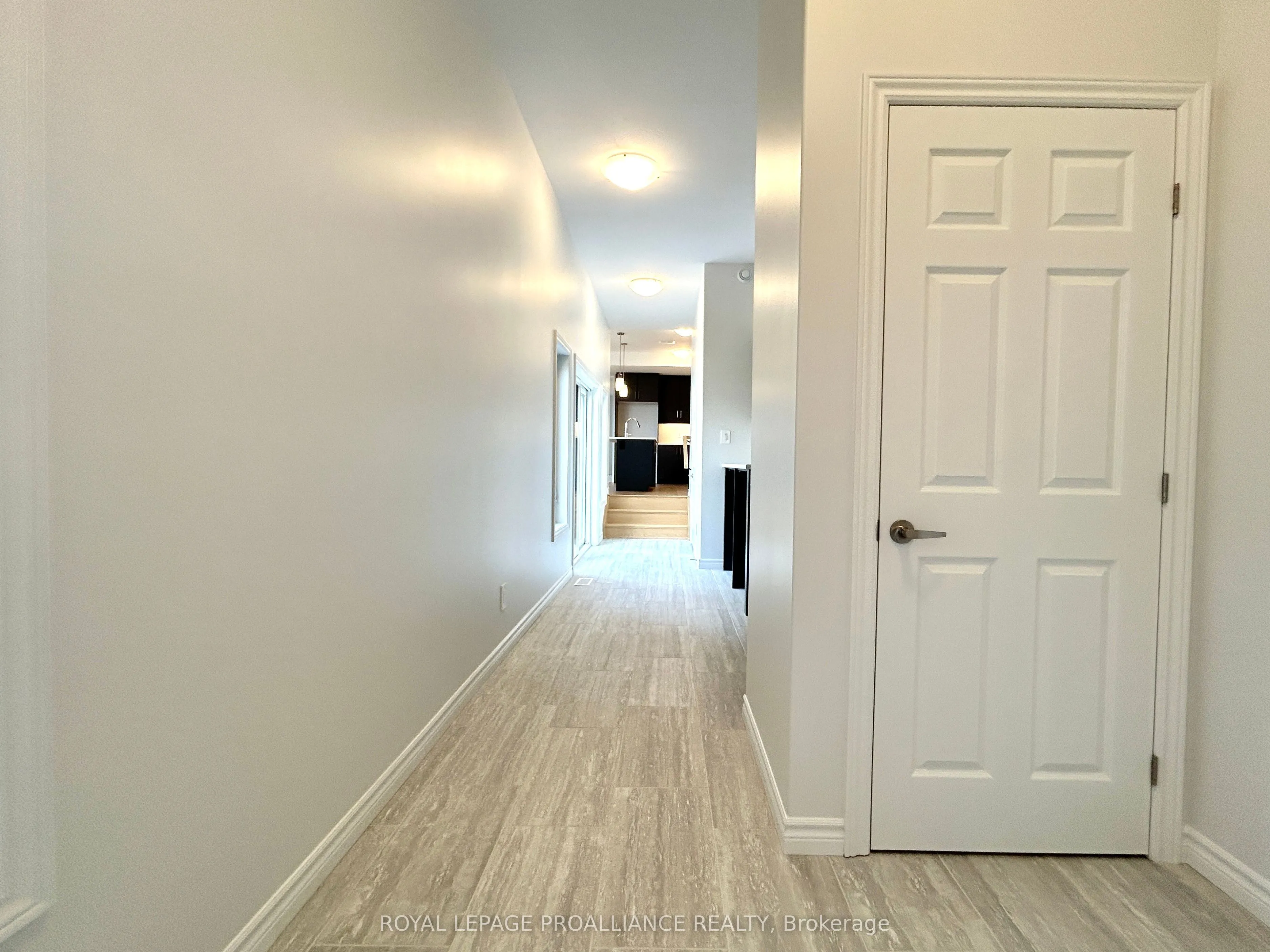 12 Riverstone Way