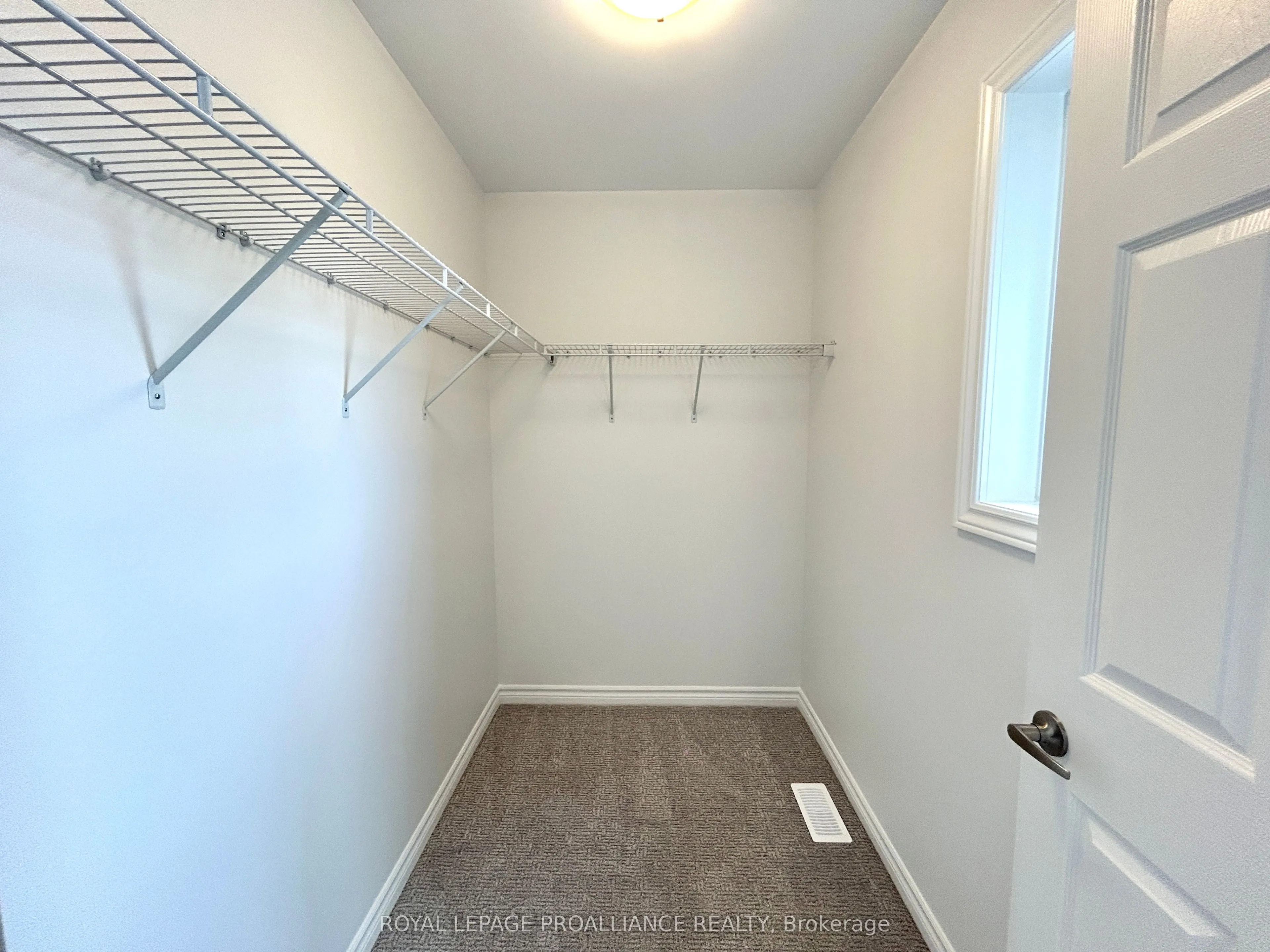 12 Riverstone Way